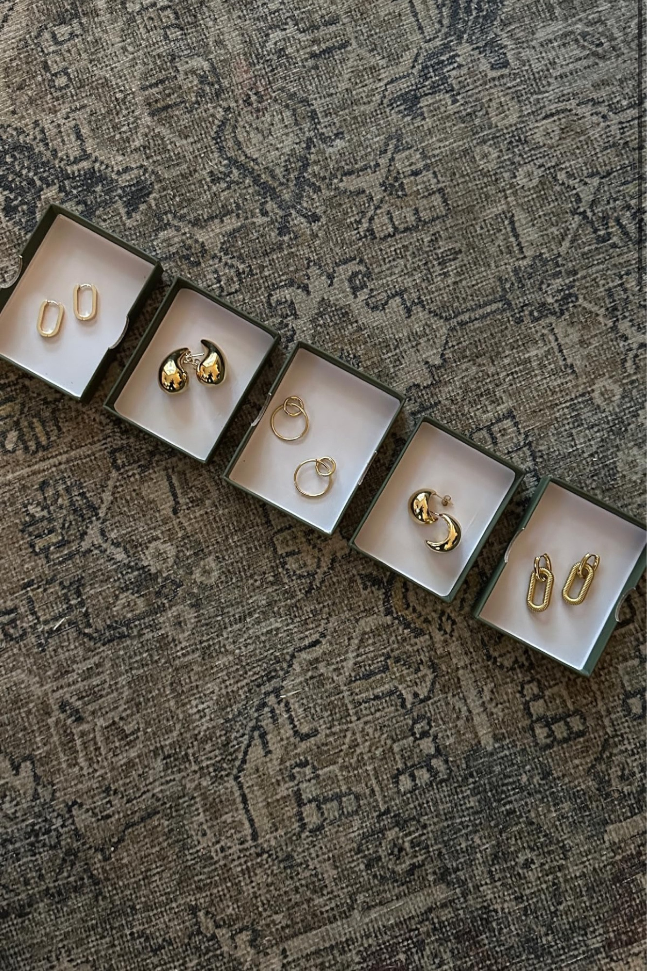 GIFT IDEA! Under $15 for Black Friday deals! Follow for more! Xx

#LTKbeauty #LTKstyletip #LTKGiftGuide