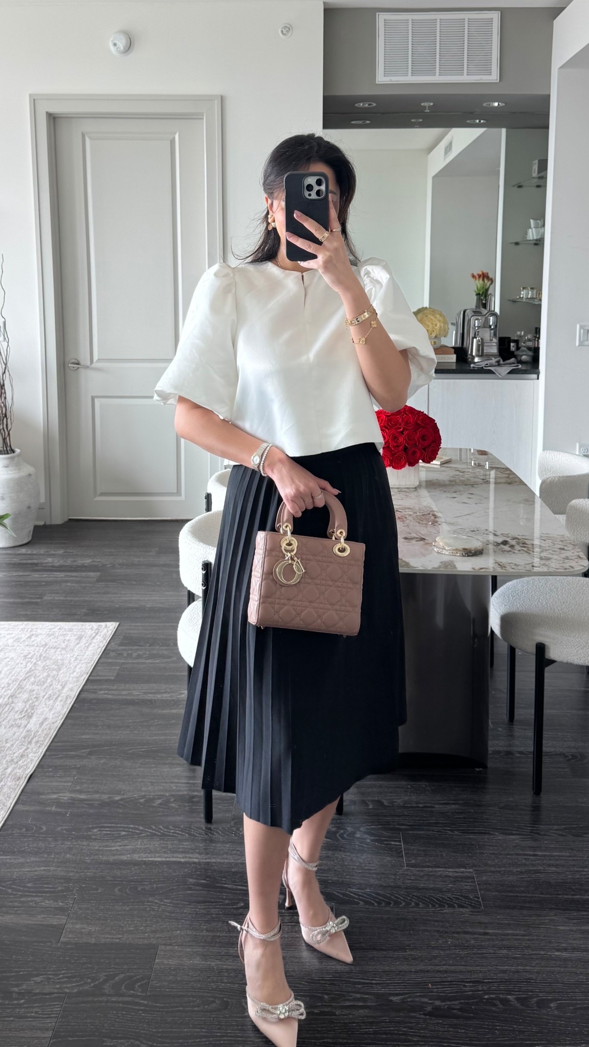 #modestfashion 

#LTKParties #LTKBeauty #LTKStyleTip