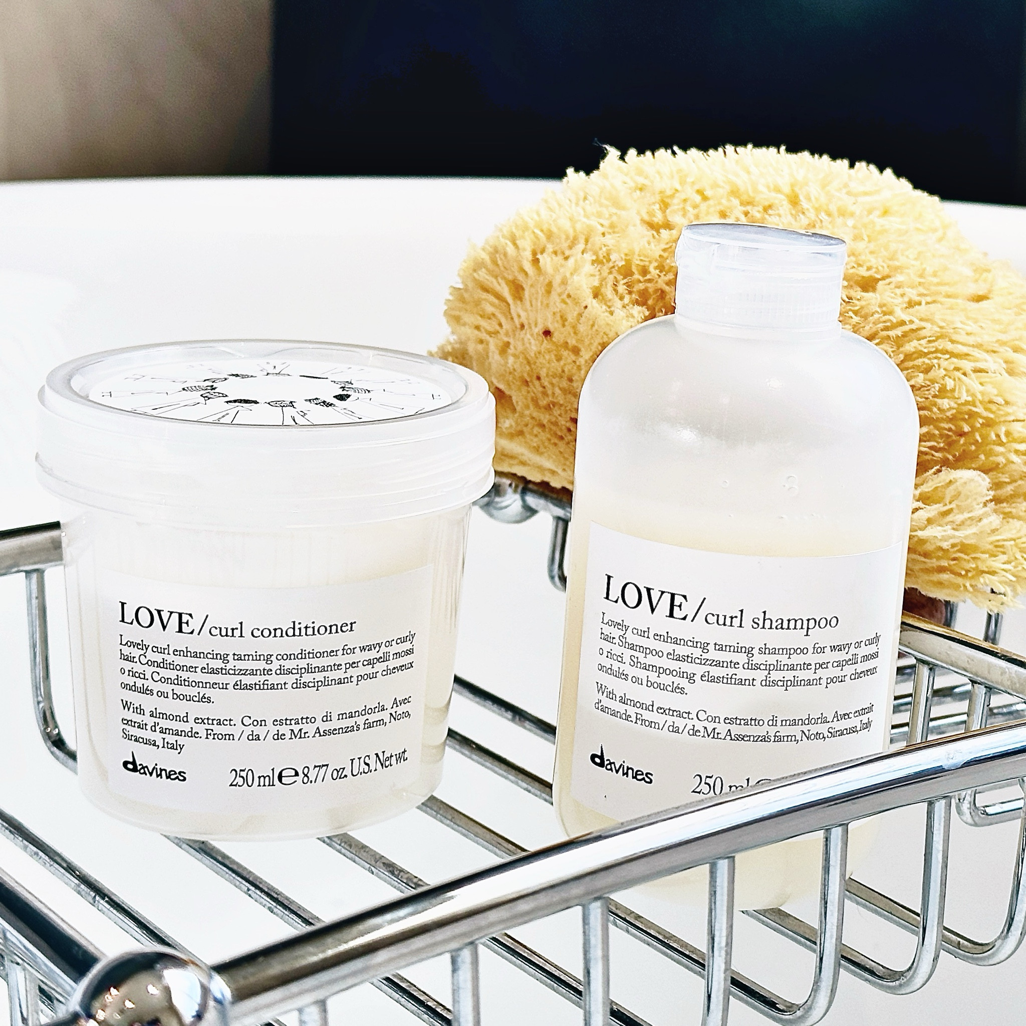 Fellow curly haired girls, THIS is my holy grail. 👩‍🦱➿➰

#LTKBeauty #LTKStyleTip #LTKTravel