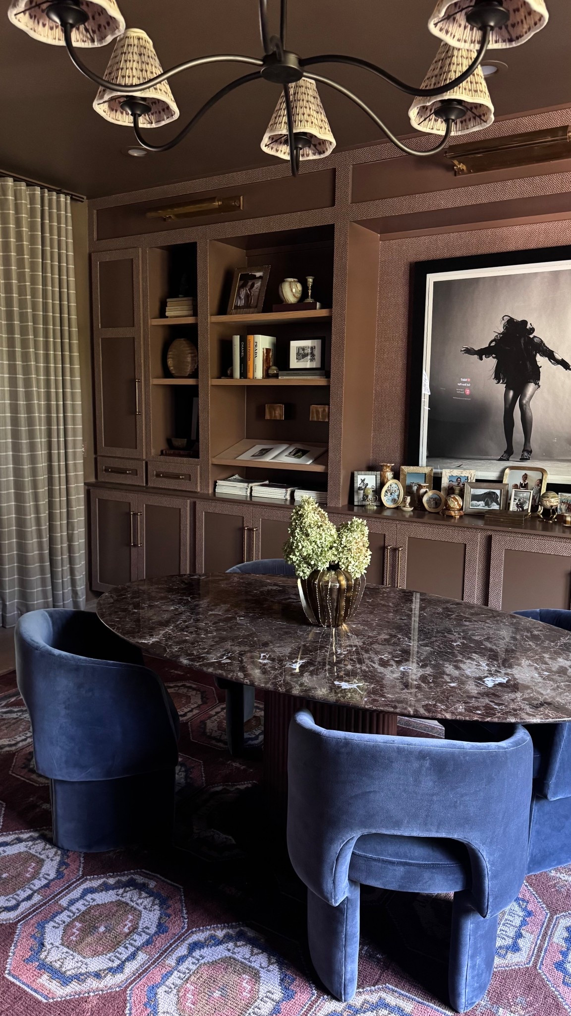 my corner office 🤎