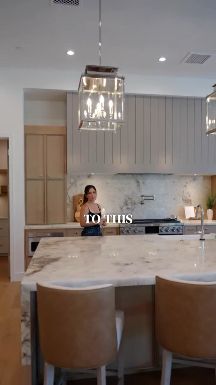 Felt like it was time for a little before and after. 😉 

✨Polished Nickel Estate✨
Built by @traviscustomhomes 
Realtors @morganreidrealtor @nataliaashley_realtoraz 

#beforeandafter #homerenovation #kitchentransformation