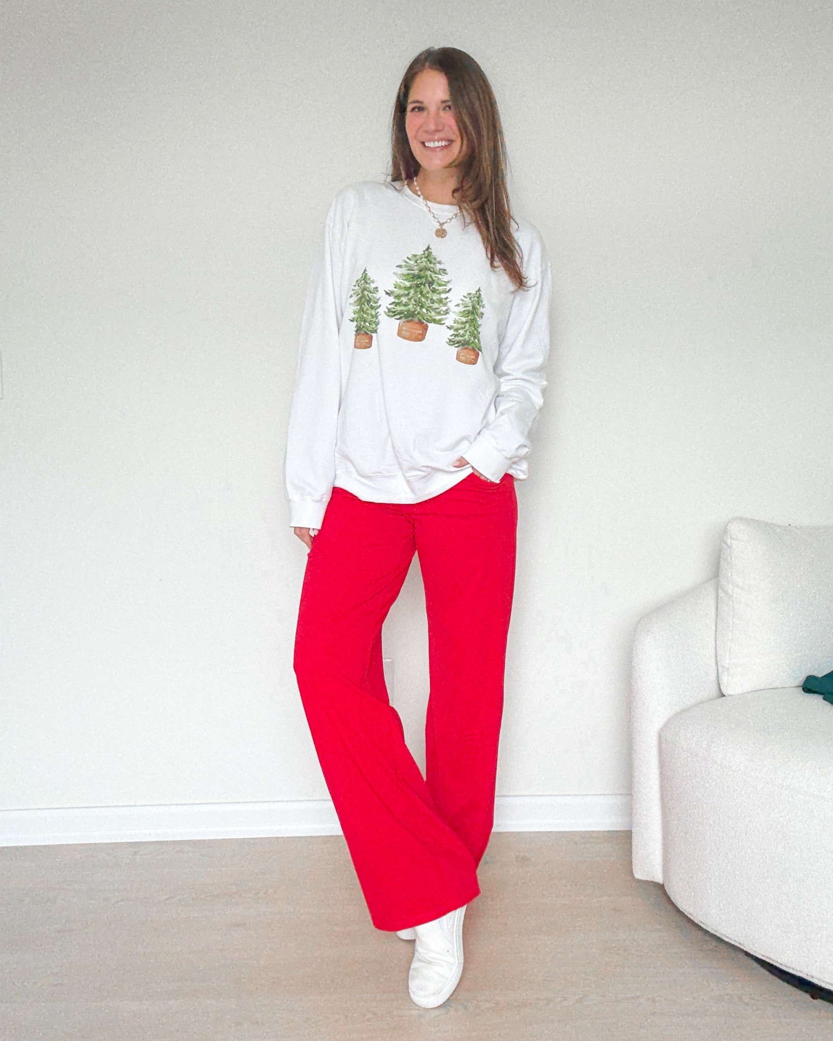LOVE this Christmas sweatshirt! It’s such a comfy way to stay festive this holiday season! I've shared these sweats before but I grabbed them in red just in time for the holidays! 

Amazon must haves, Amazon winter fashion, Amazon Christmas finds, holiday sweatshirt, red sweats, cozy Christmas outfit, stang and co

#LTKTall #LTKSeasonal #LTKHoliday