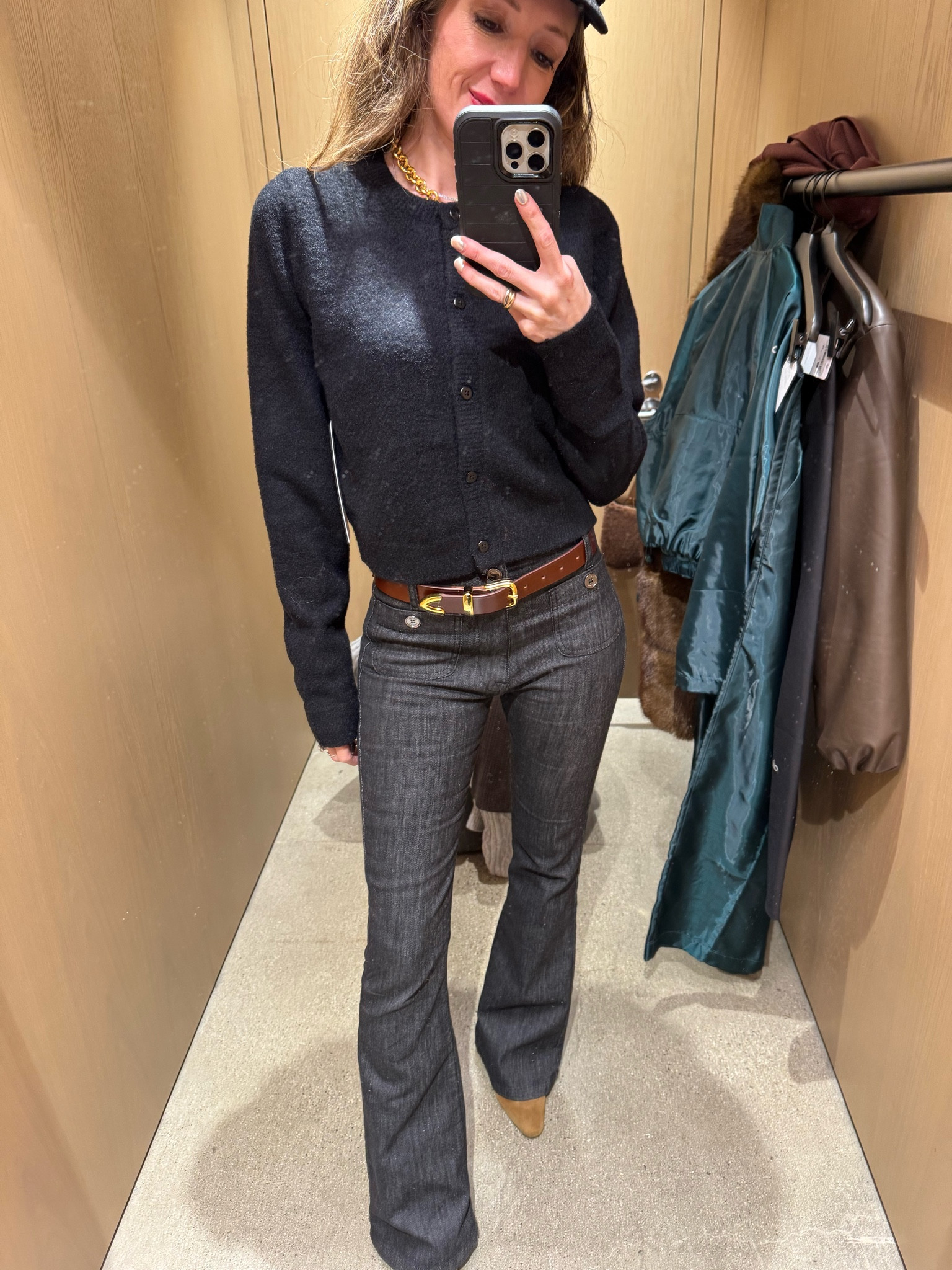 Love this cozy black cardigan!! 

#LTKWorkwear #LTKStyleTip #LTKSeasonal