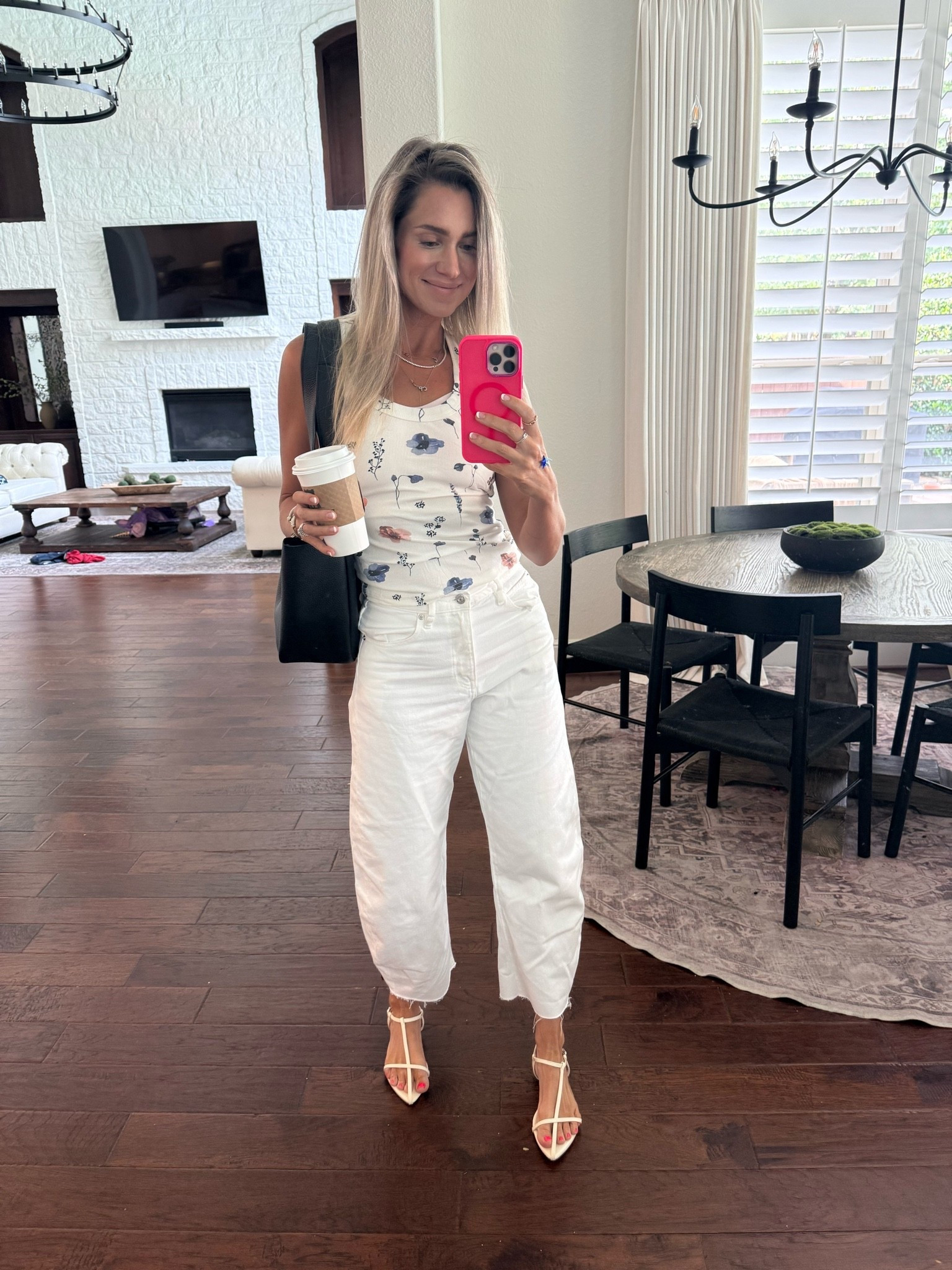 Best jeans of your life: white cropped version

#LTKootd #LTKmomlife #LTKgrwm