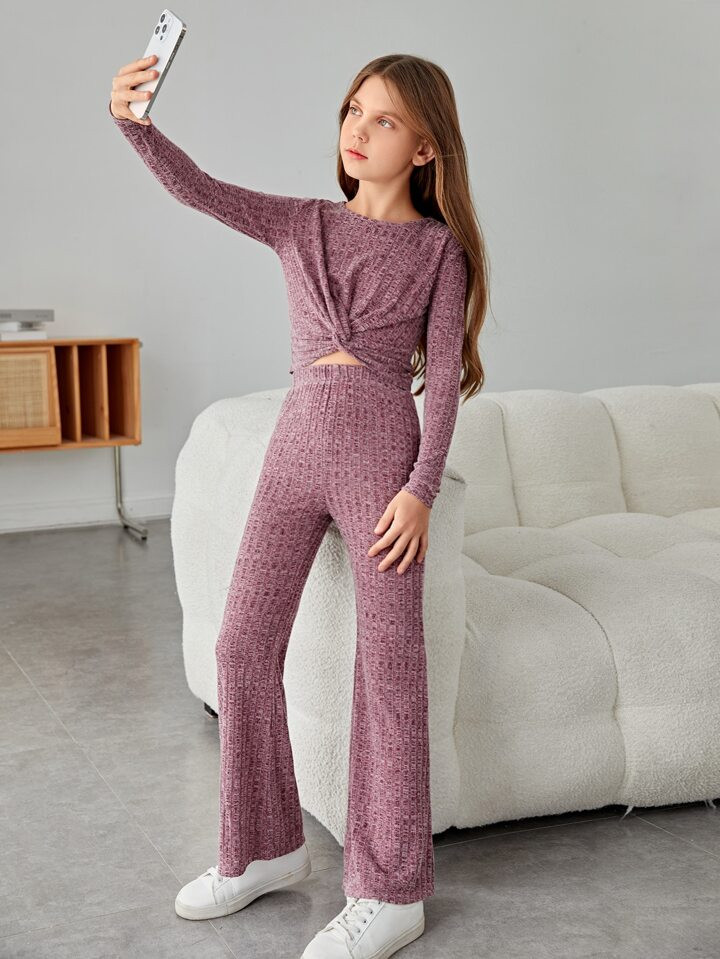 SHEIN Tween Girl 2pcs/Set Solid Color Knit Casual Top With Twisted Hem And Flared Pants | SHEIN