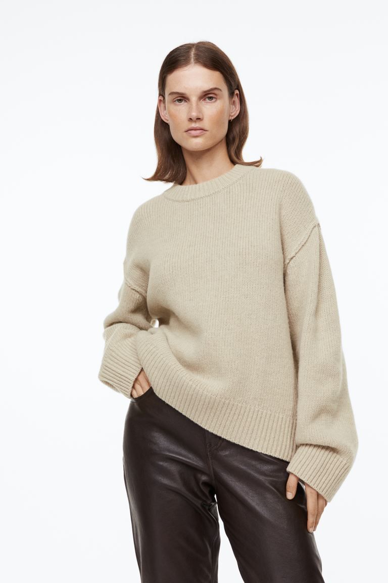 Cashmere-blend jumper | H&M (UK, MY, IN, SG, PH, TW, HK)