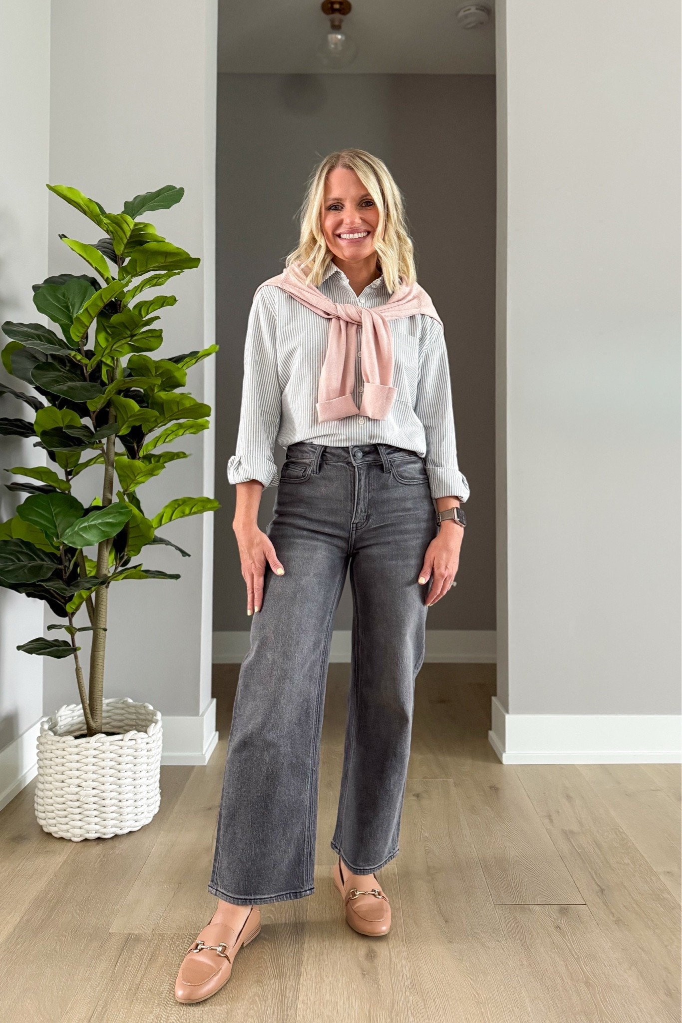 An easy early fall outfit with a striped button-down, wide-leg jeans and a pink cardigan! I love the soft pop of pink with the gray denim. 💗

Sizing: Cardigan small | Shirt XS | Jeans 25 extra short

#LTKPetite #LTKOver40 #LTKSeasonal