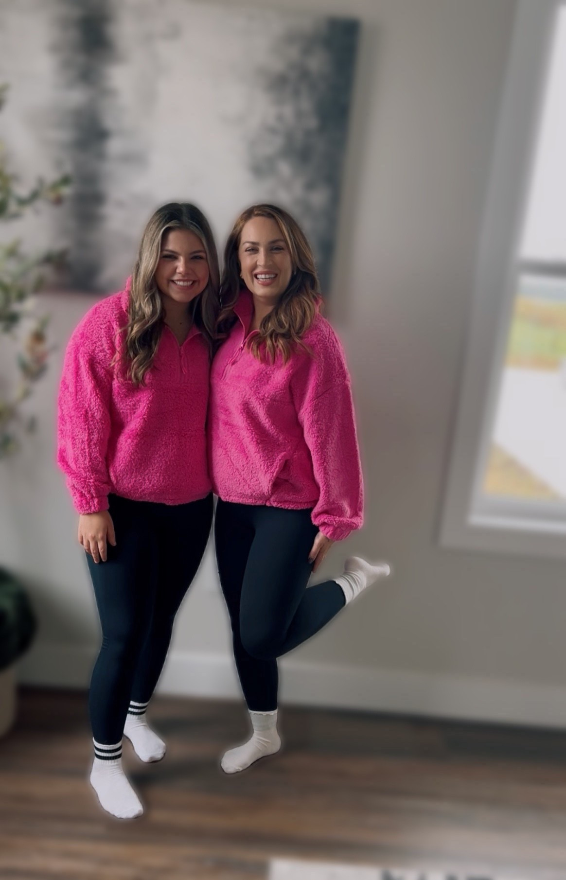 Matching in the cutest hot pink sherpa from Walmart 💗
So soft, cozy, and has an elastic waist that gives the perfect fit.
These make the best gifts for sisters, besties, or your favorite cozy girl!

Walmart outfit • sherpa pullover • cozy winter fit


#LTKFindsUnder50 #LTKStyleTip #LTKGiftGuide