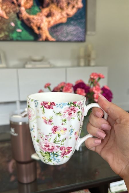 Amazon mug 🌸

#LTKHome #LTKFamily #LTKSeasonal