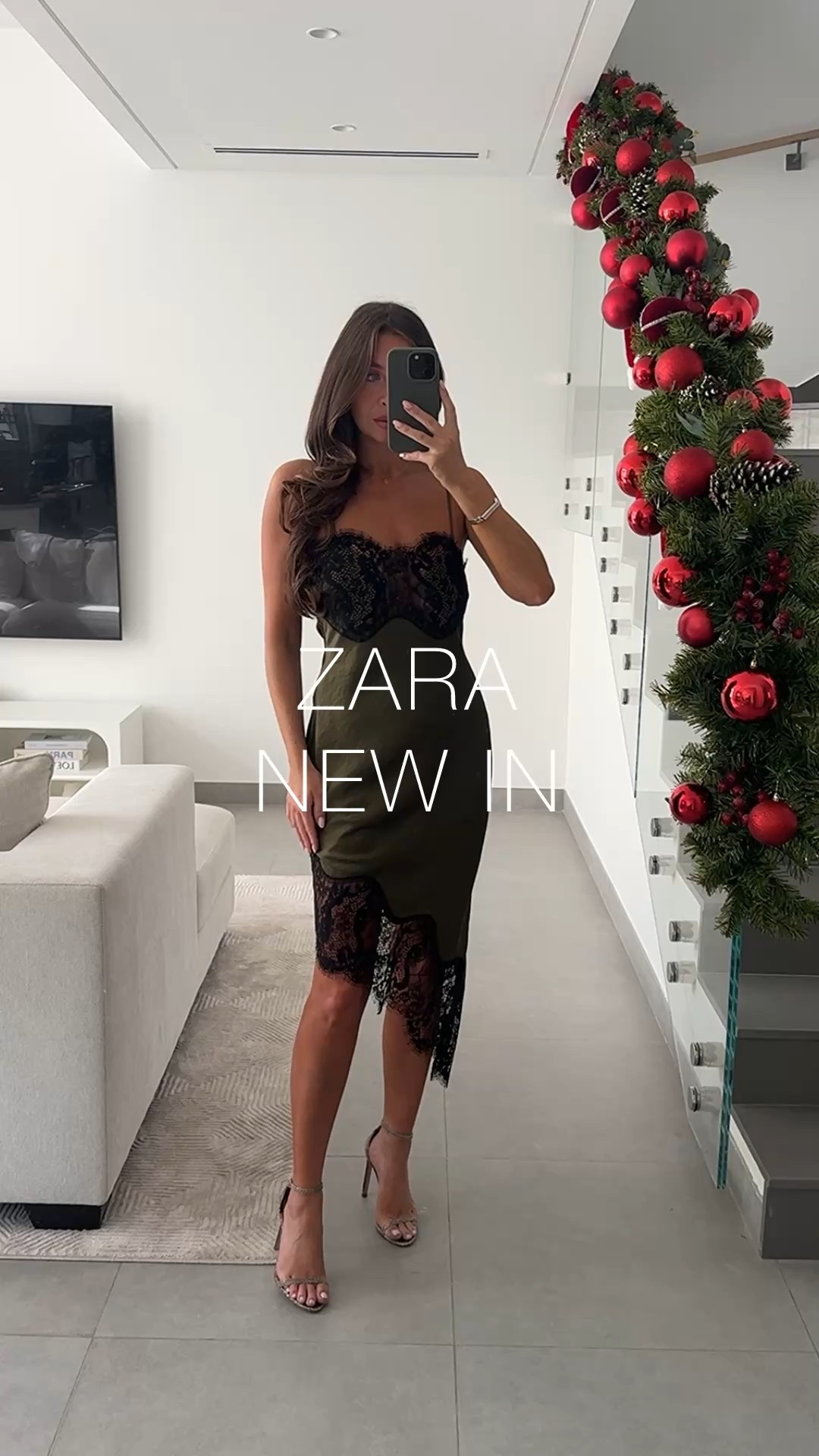 ZARA NEW IN

festive haul | Christmas brunch outfits | nye dress

#LTKuk #LTKwinter #LTKfestive