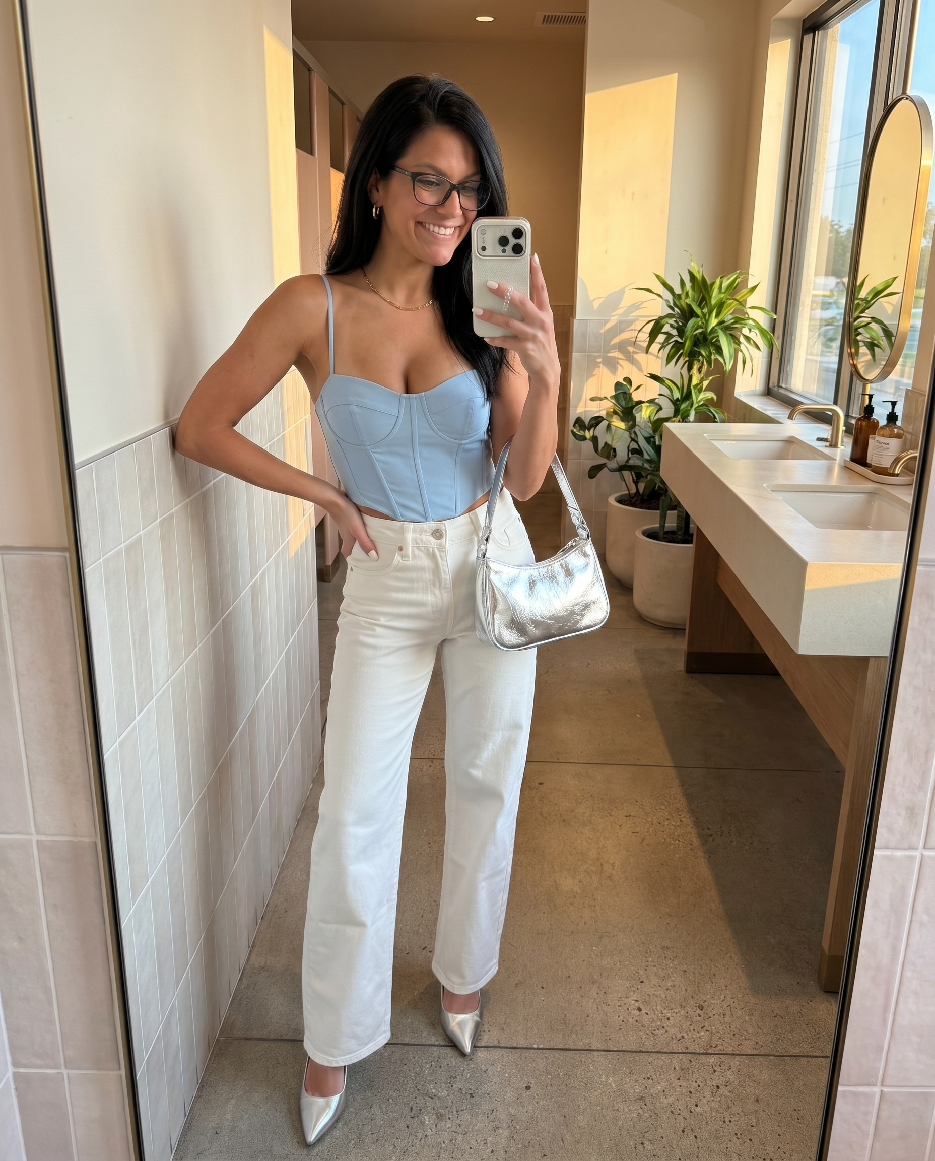 Obsessed with this cute OOTD

#LTKgrwm #LTKootd #LTKmomlife