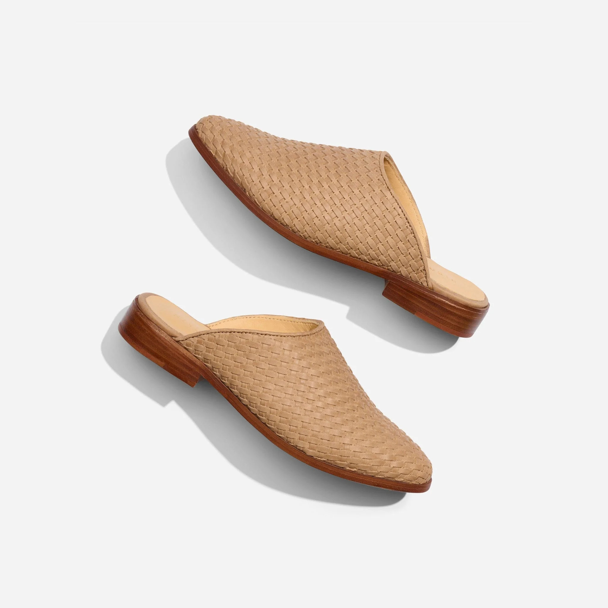 Ama Woven Mule | Nisolo