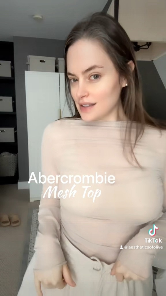 Neutral mesh Abercrombie top, I’m wearing a medium here.

#LTKparties #LTKVideo #LTKmidsize