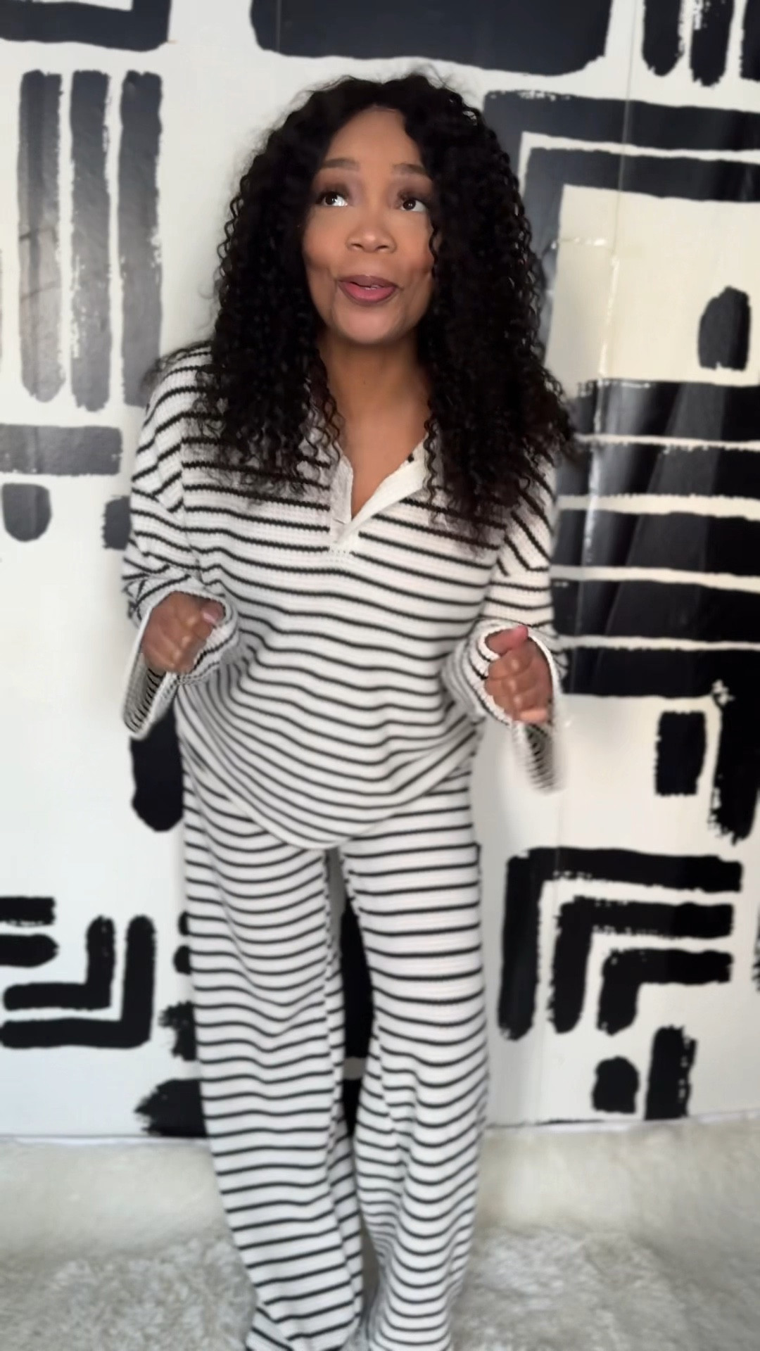 The 2-Piece Set I Waited 2 Years For! 🕰️✨

I’ve had my eye on this specific silhouette for two years, and I finally found the one that lives up to the hype. This Siren Gaze set is my new daily uniform for that winter-to-spring transition. It’s cozy, chic, and requires zero effort.

Why it’s a favorite:

Effortless Style: The wide-leg cut is incredibly flattering.

Versatile Fabric: Perfect weight for Spring mornings.

Timeless: I know I’ll be reaching for this for years to come.

Shop this look and my other top brand picks for 2026 below! 👇

#SirenGaze #LTKSpring #MatchingSets #DailyOutfits #SpringTrends2026 #WardrobeStaples