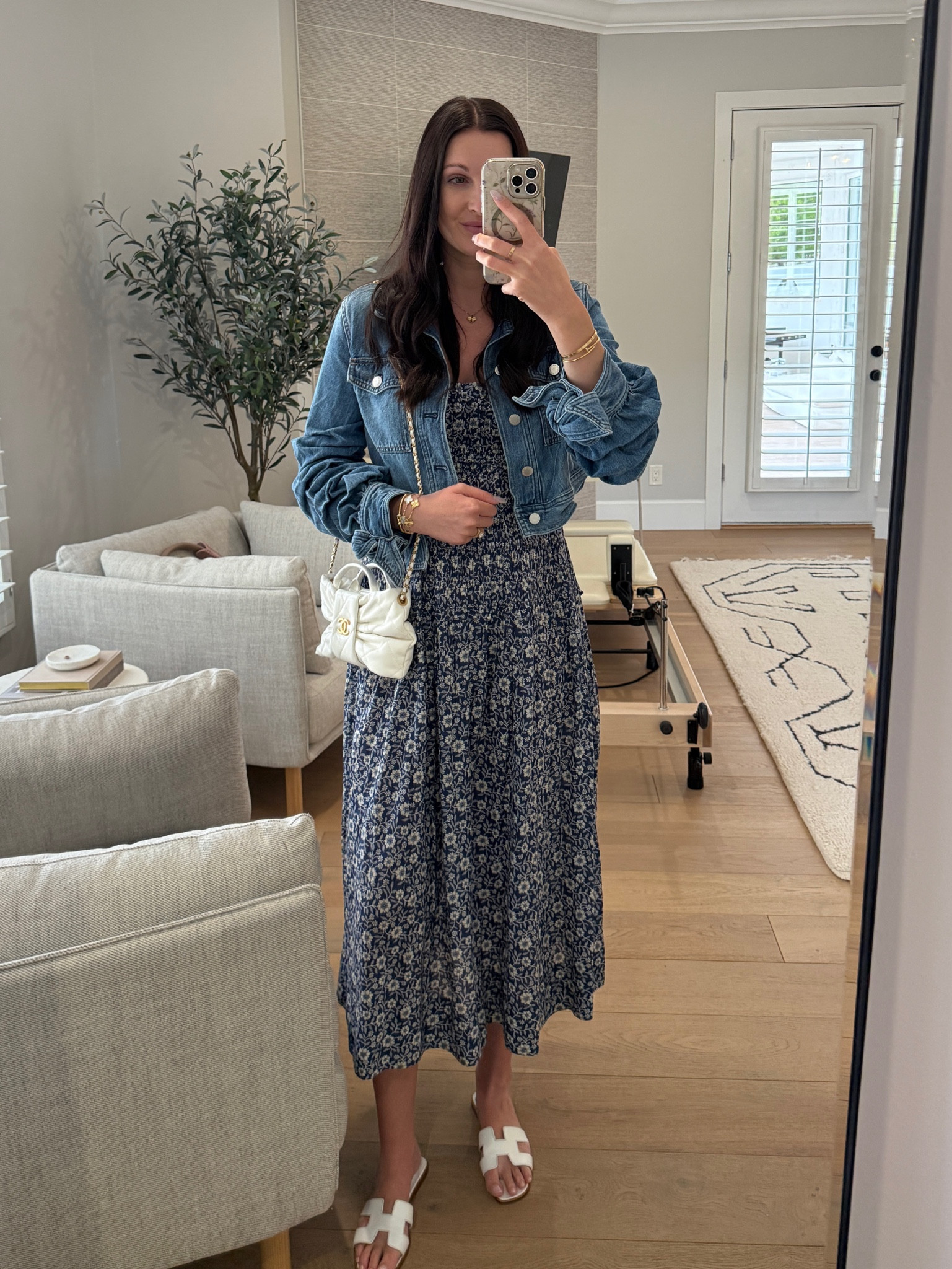 OOTD ☀️ last lunch date with the hubby before we head to ND!

#date #mom #pregnant

#LTKmomlife #LTKTravel #LTKTall #LTKootd #LTKdayinmylife #LTKgrwm