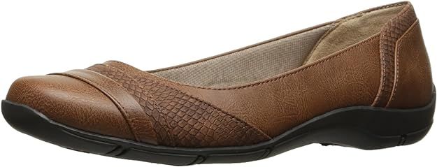 LifeStride Women's Dig Flat | Amazon (US)