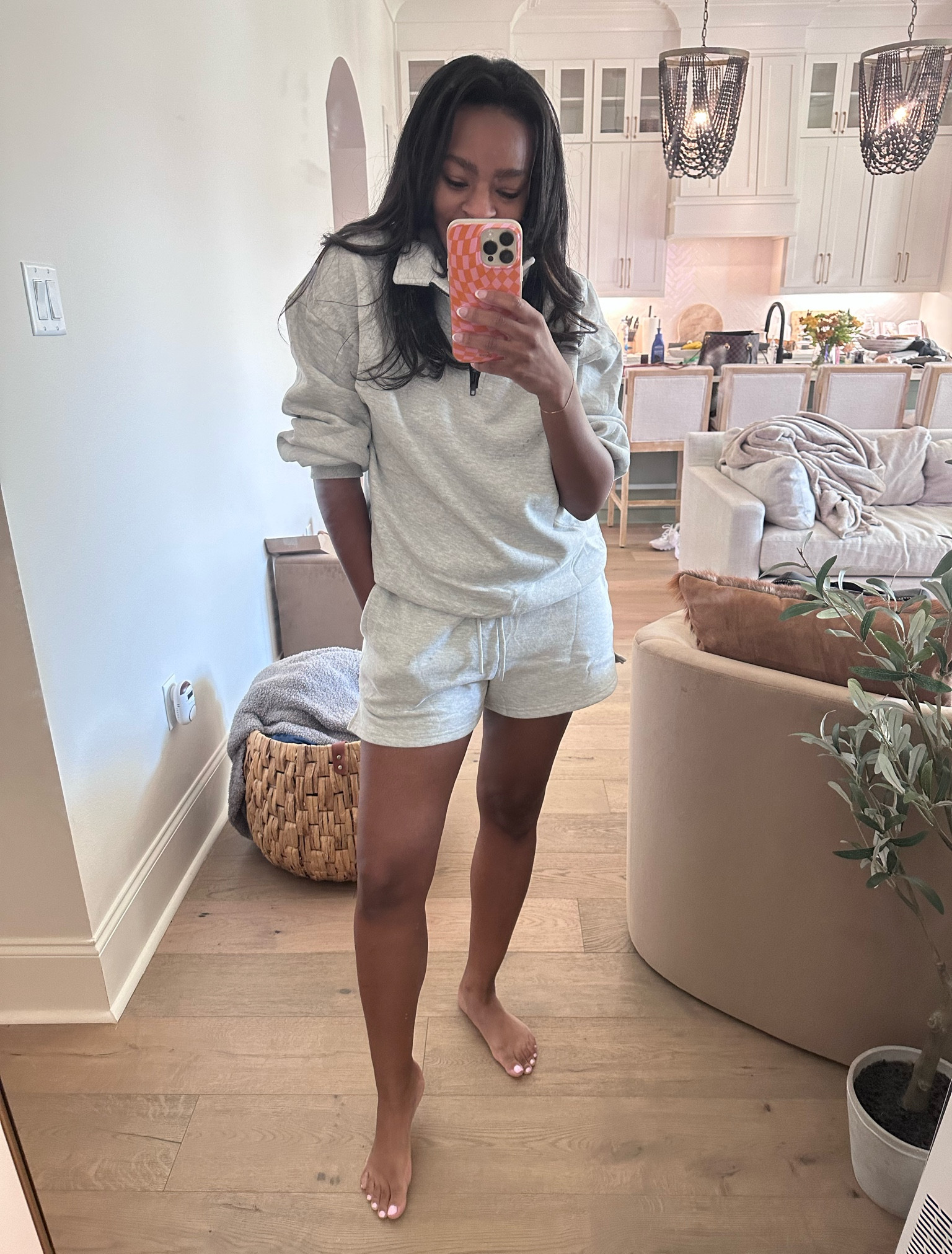 Doing some more unpacking today, so a casual set from Amazon is a must!  Wearing a medium.

Amazon find, amazon fashion find, amazon set, fall casual set, athleisure set, comfy set 

#LTKfindsunder50