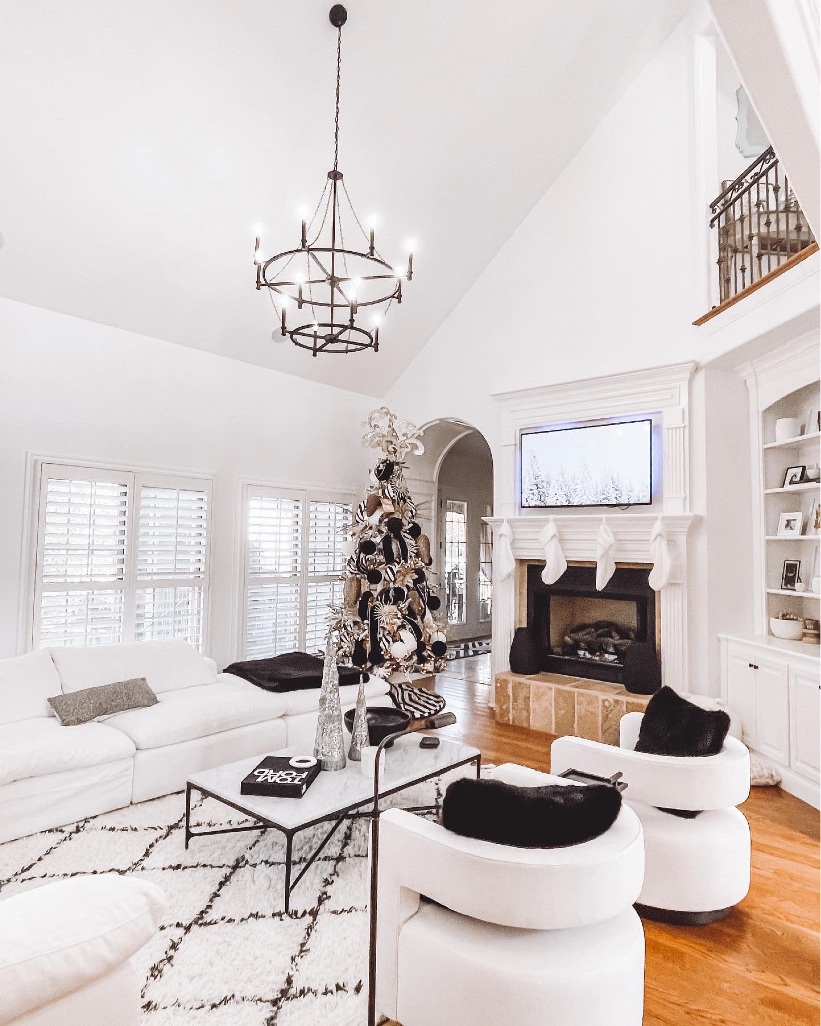 Home, Design, Christmas tree, Christmas, Decor, Decorations, Black and white room, Modern, open space, frame, artwork tv, RH, fur decor 

#LTKhome #LTKHoliday #LTKGiftGuide