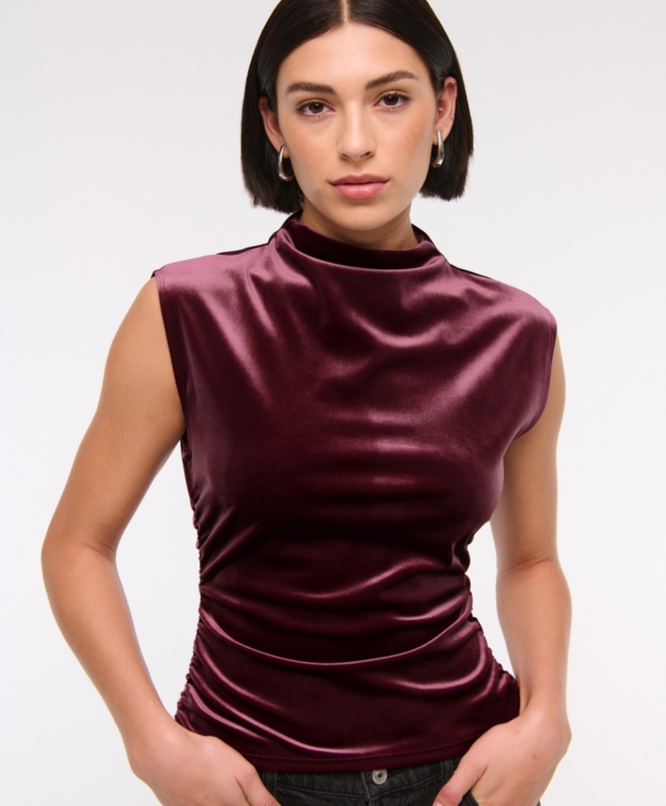 Going out tops on sale 💞 gifts for her 

#LTKSaleAlert #LTKCyberWeek #LTKSeasonal