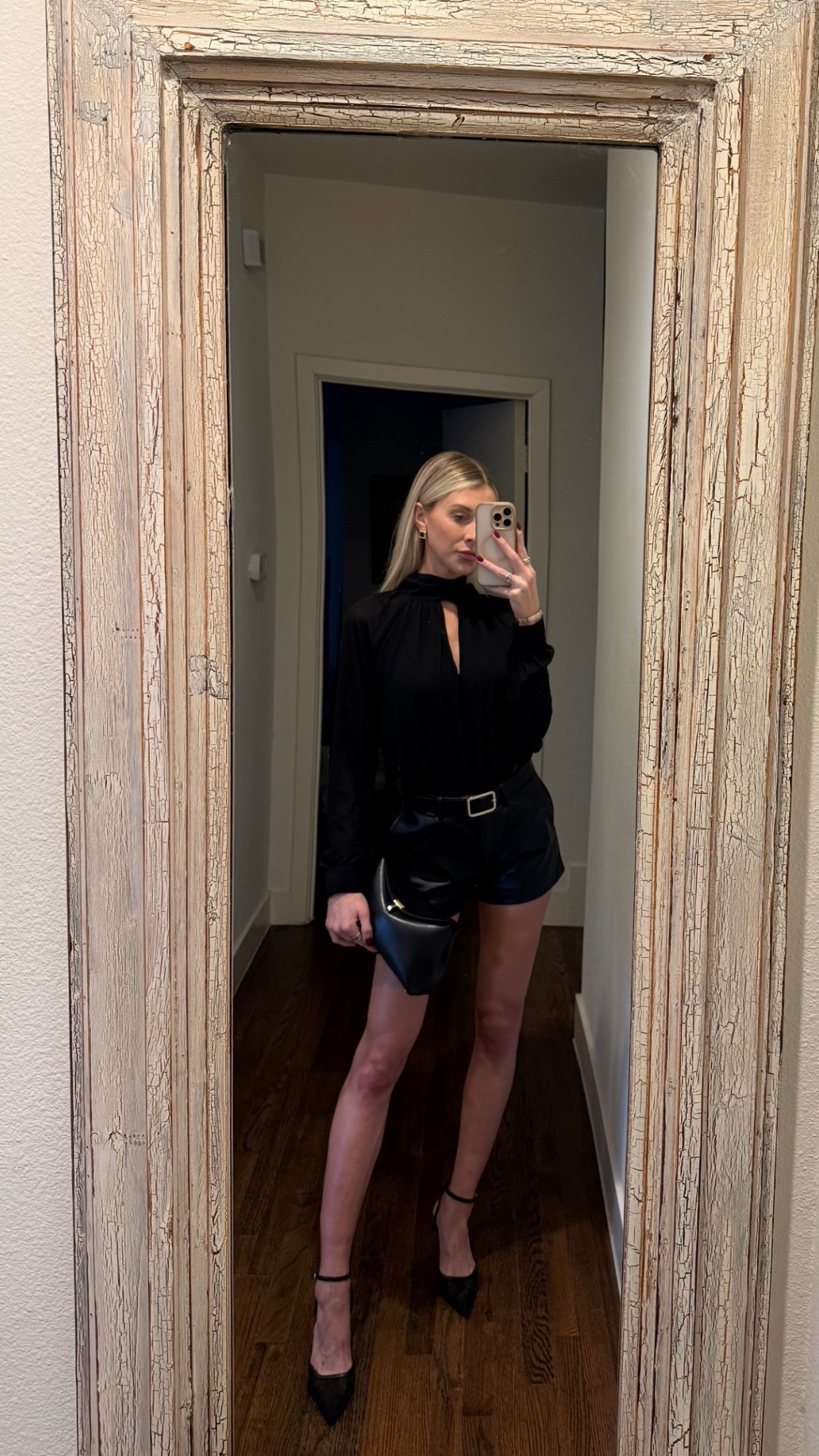 All black ootn 

#LTKootd #LTKFindsUnder100