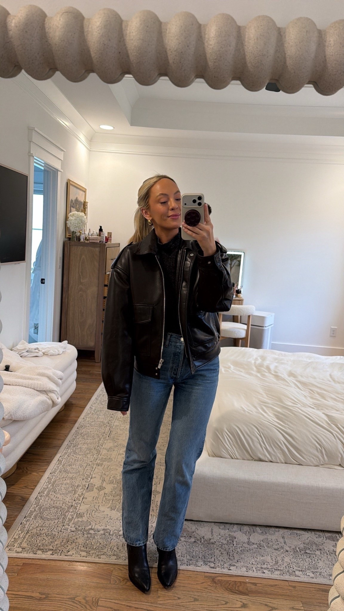 Chic  outfit idea ❄️ this leather jacket is the perfect layer to wear into spring!

Follow my LTK @taylor_lovee on the @shop.LTK app to view this post and get my exclusive app-only content!

#LTKSeasonal #LTKootd #LTKgrwm