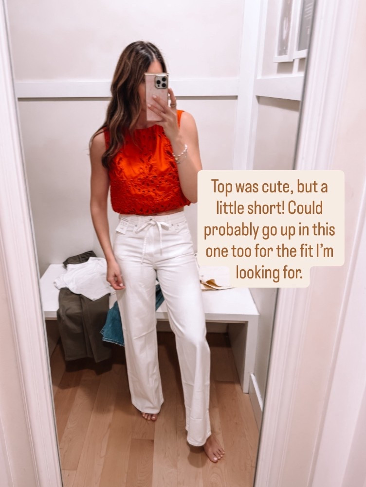 Small in top, 26 in jeans