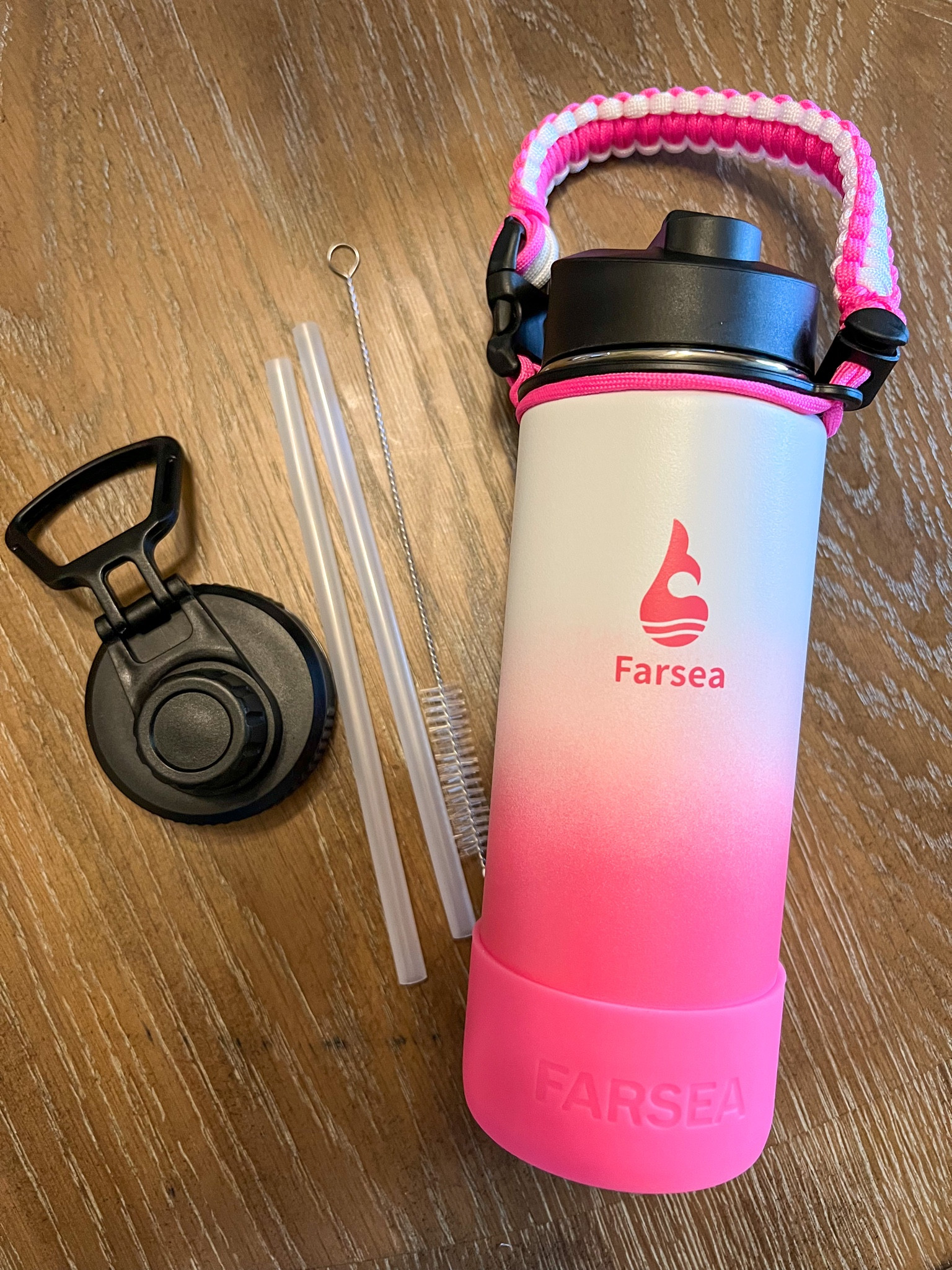 Back to school
Neon pink and white
Water bottle
Affordable 
Amazon finds
Cute
Girls
Boys
With straw
Keeps drinks cold
Or hot
Beautiful colors
Handle
Ombré 
Multiple sizes
16 oz
18 oz
24 oz
32 oz
Great quality
Work out
Hiking
Everyday 

#LTKSeasonal #LTKhome #LTKkids