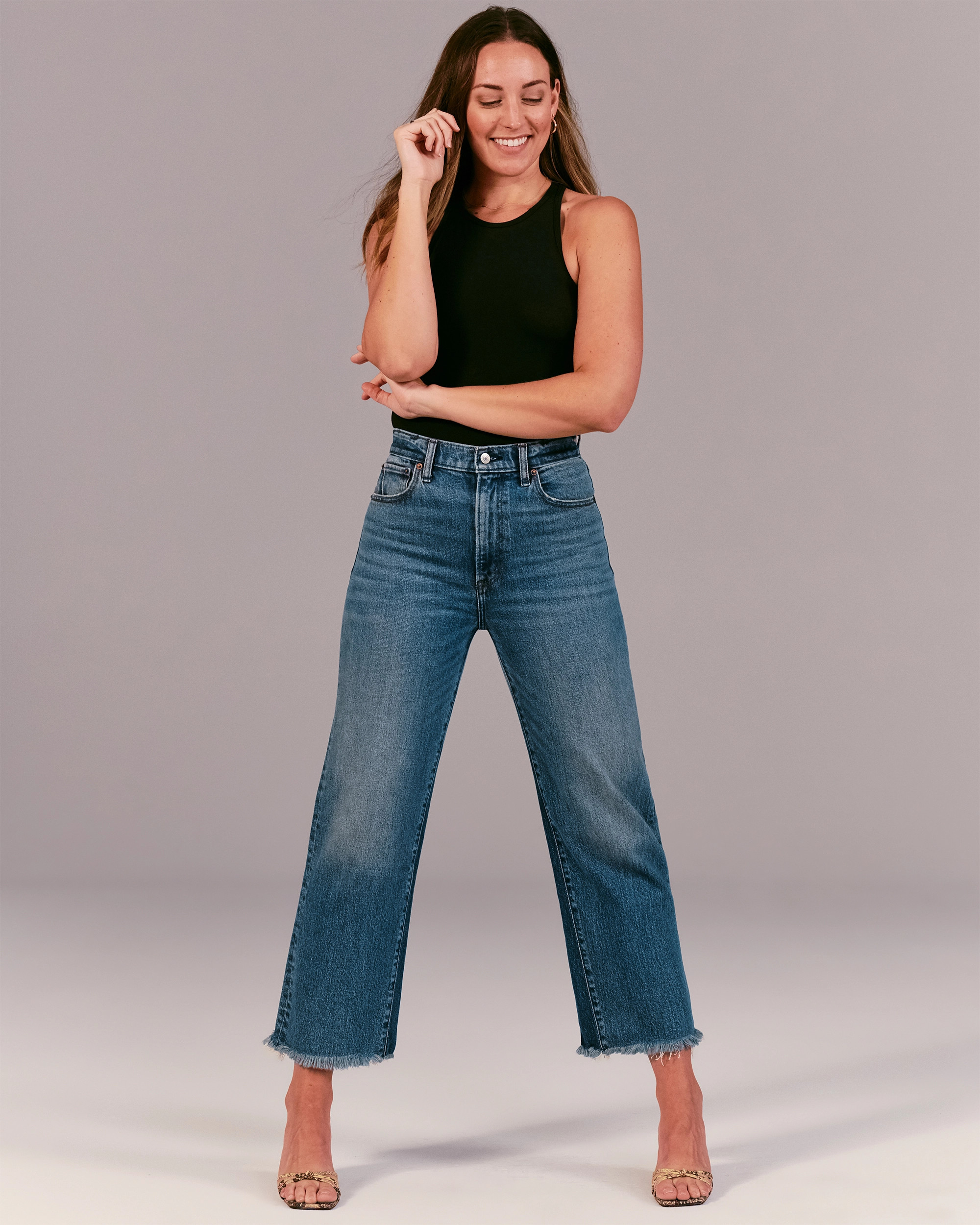 Ultra High Rise Cropped Wide Leg Jeans | Abercrombie & Fitch (US)