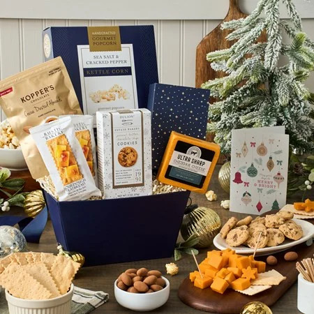 Winter Wonderland Holiday Gift Basket | GourmetGiftBaskets.com