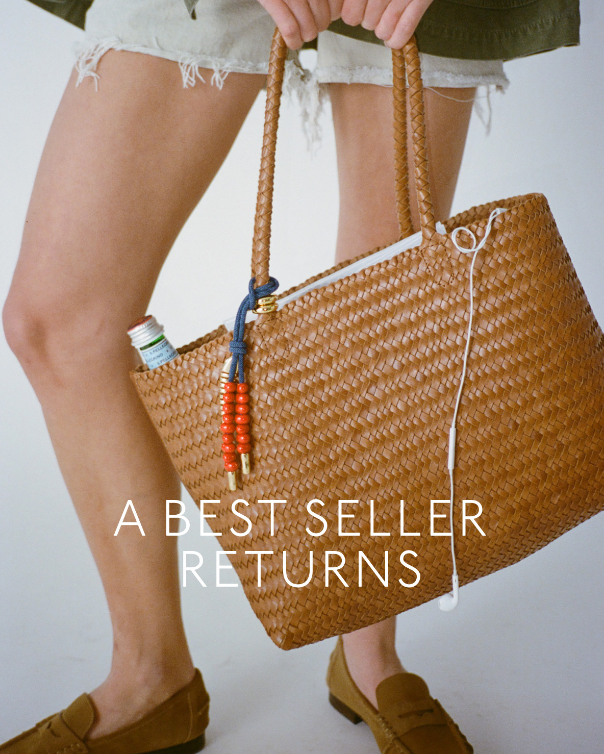 The Madewell The Signature Woven Tote is back and a NEED for me this season. It's the perfect on-the-go shoulder bag.

#LTKmomlife #LTKSeasonal #LTKootd