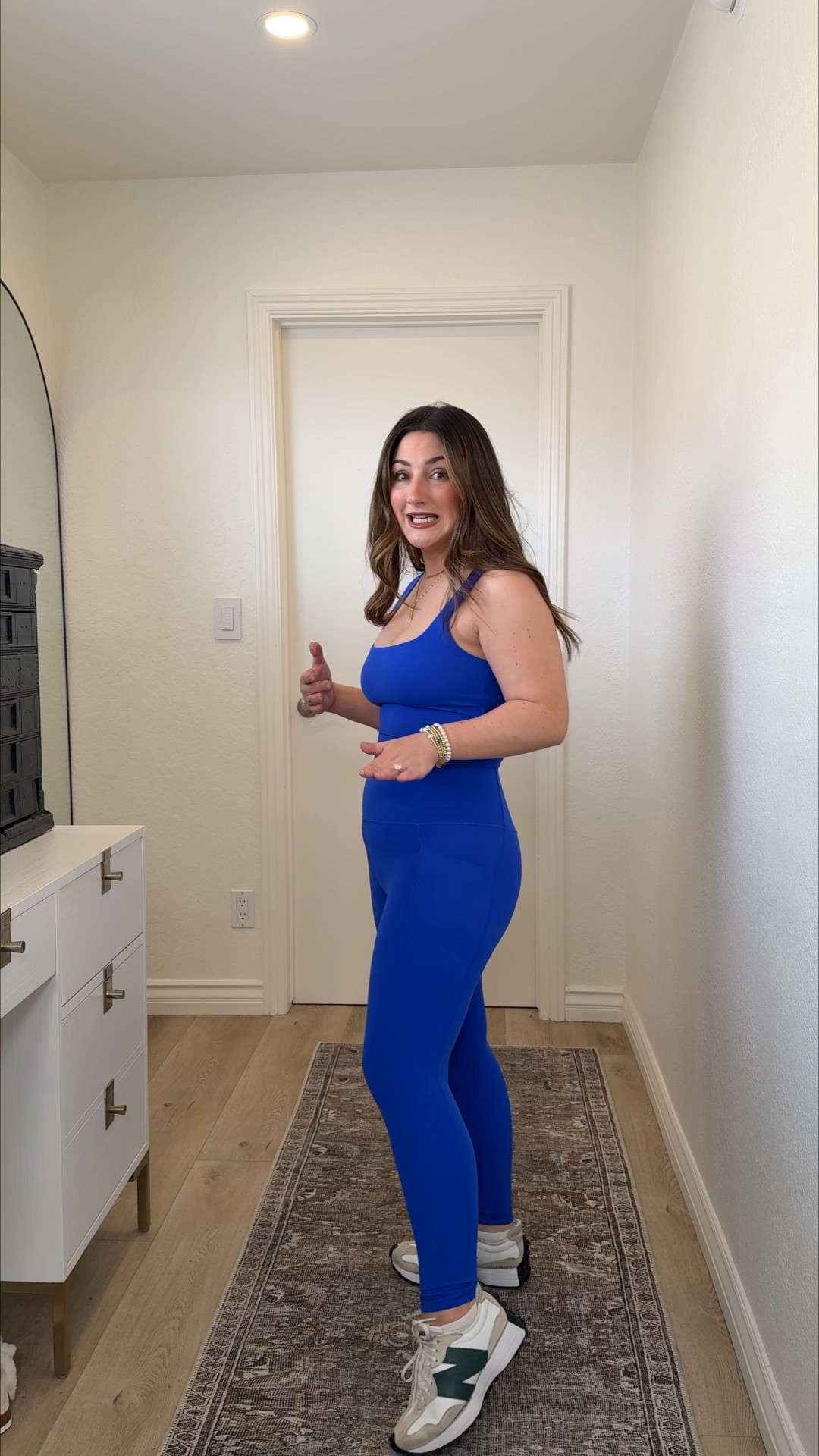 PETITE 5’0” 140lbs 
Square neck crop sports bra in color varsity size small 
High Rise leggings in color varsity size small petite 

#LTKActive #LTKPetite #LTKStyleTip