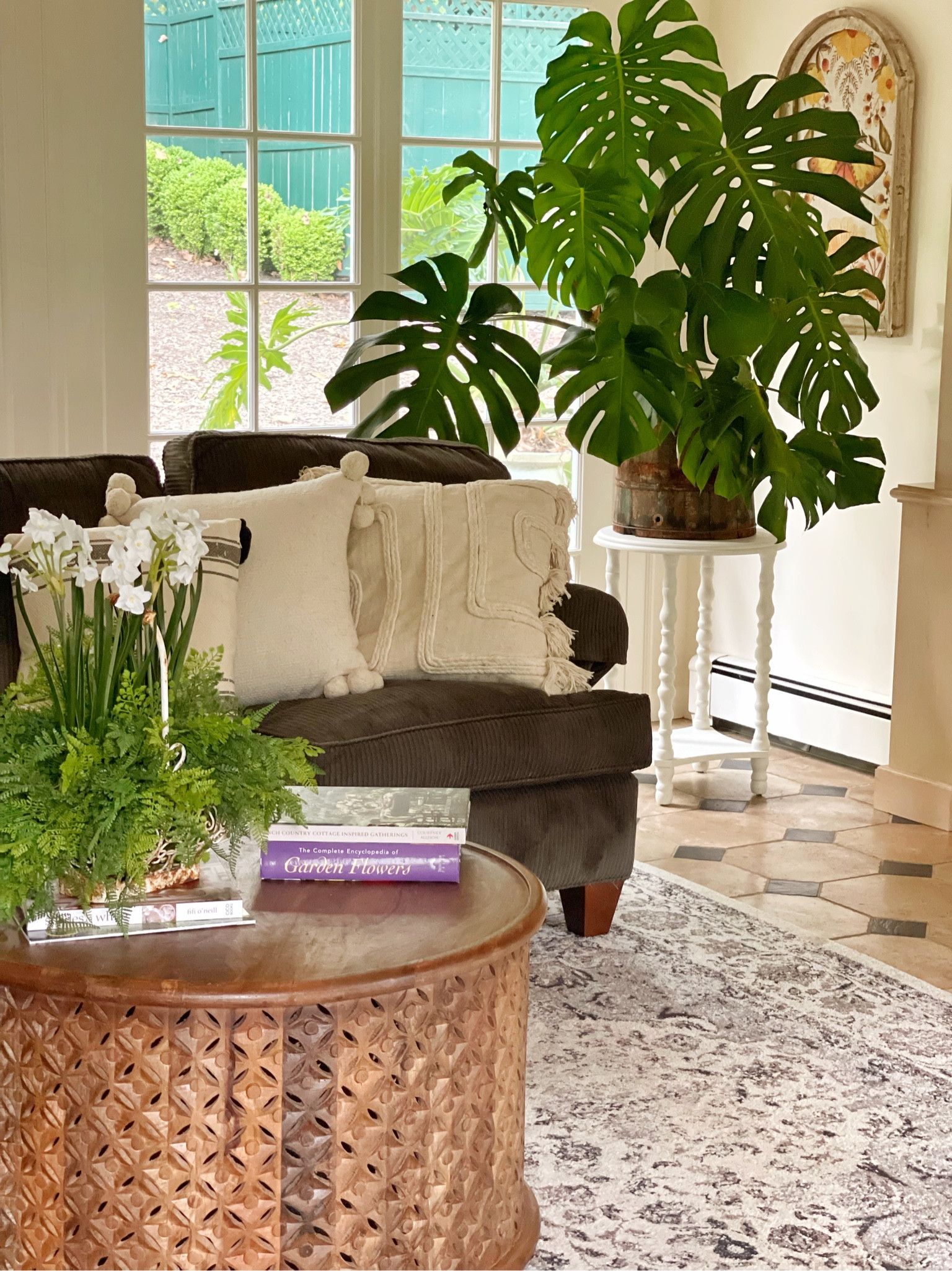 Cozy living room ideas for fall 

#LTKSeasonal #LTKhome #LTKsalealert