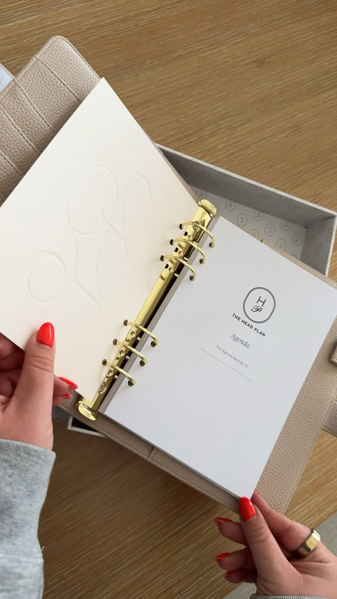 autumn is the real new year✍🏻 you can’t beat a good old pen and paper when you need to get shit done! 

The headplan is my favvv brand for this, their journals are exactly what I need and I love the fact everything is aesthetic! I’ve used the nourish food planner for ages - you can rip the shopping list off too to take with you!

Perfeft Christmas gifts

#LTKgiftguide #LTKuk #LTKhome