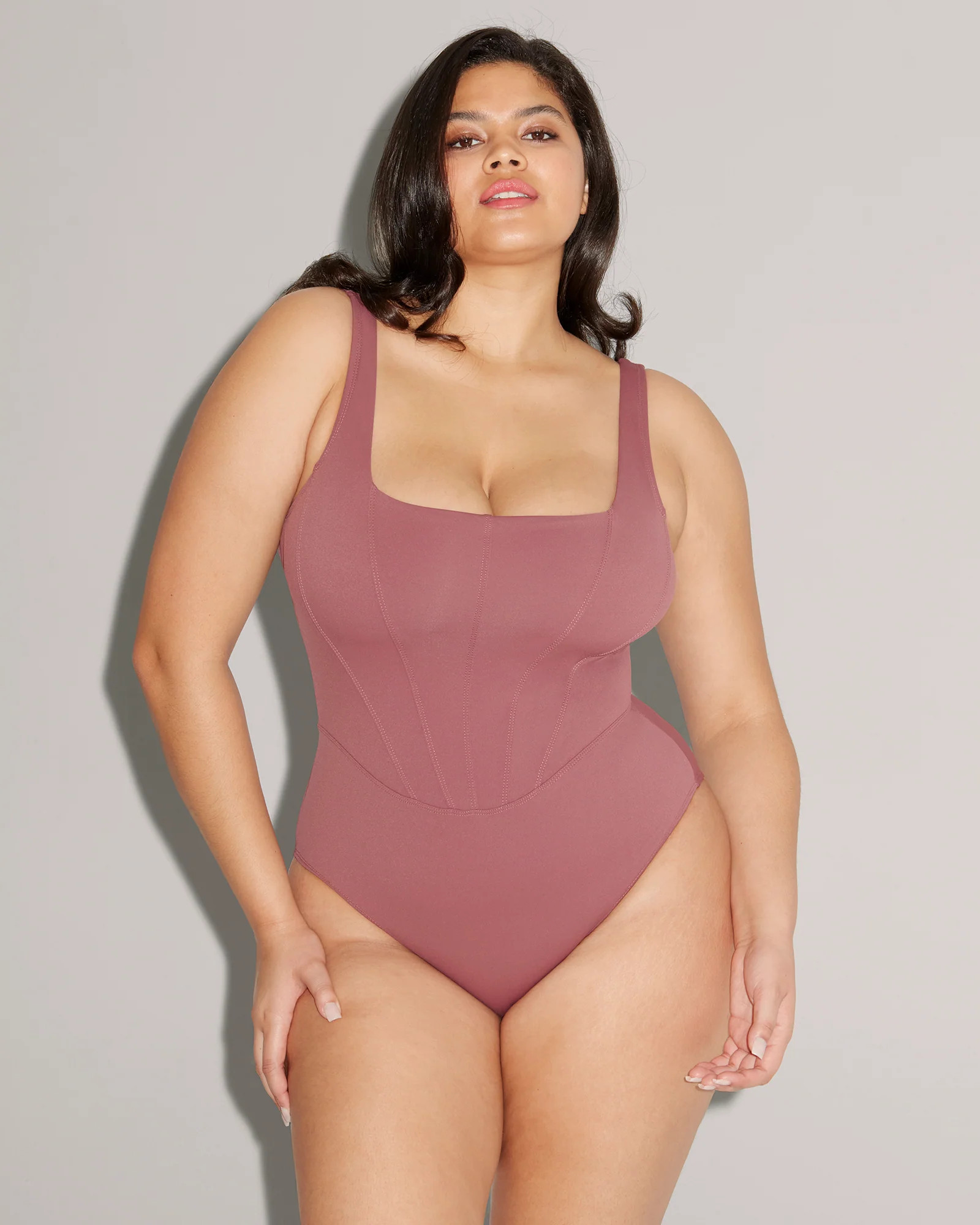 Seamed Squarey - Black | TA3