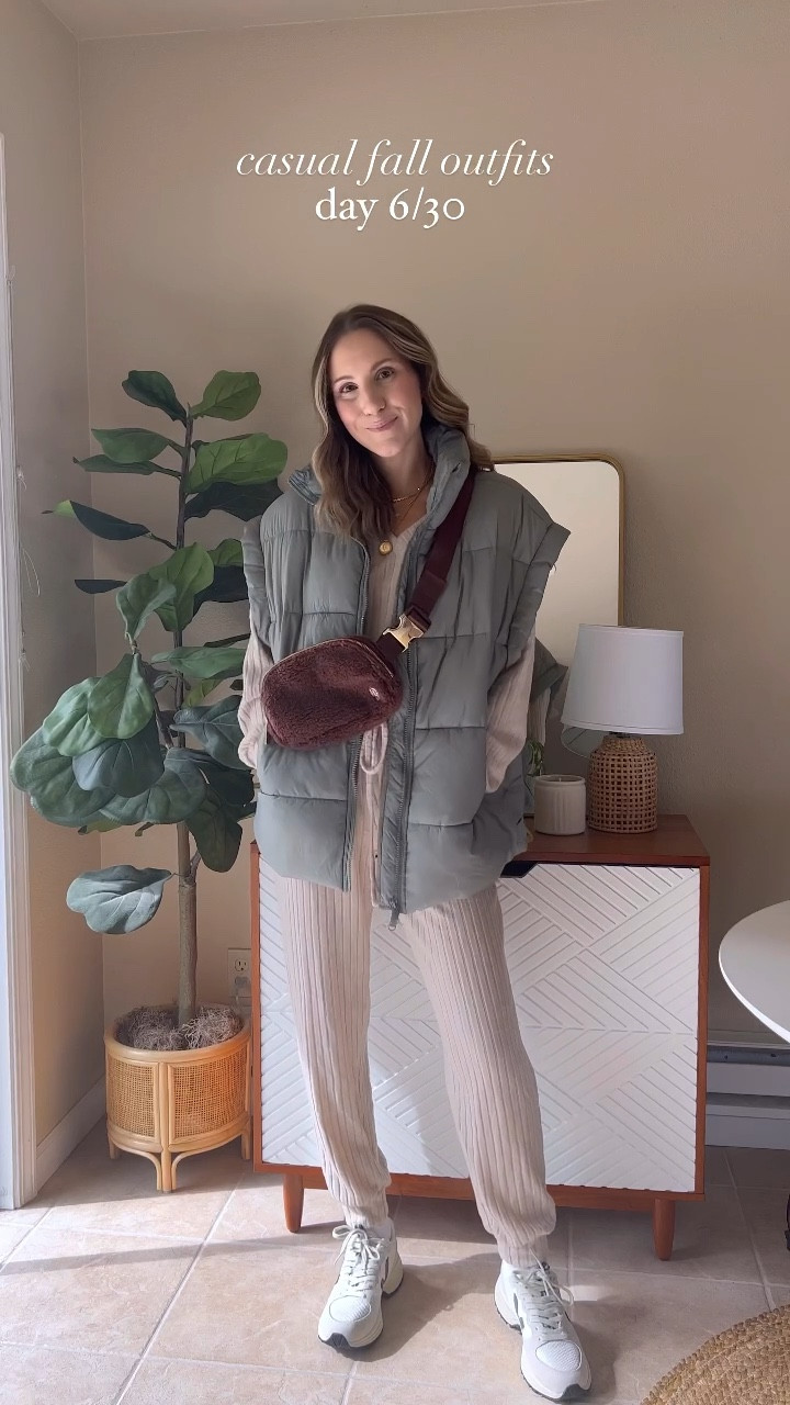 Casual fall outfits 6/30🍂
I wore this vest so much last year that I had to grab it in another color this year! Paired it with the comfiest matching amazon set! 


Amazon finds / free people movement / vest outfit / fall style / matching set / amazon fashion / 30 days of outfits



#LTKfindsunder100 #LTKstyletip