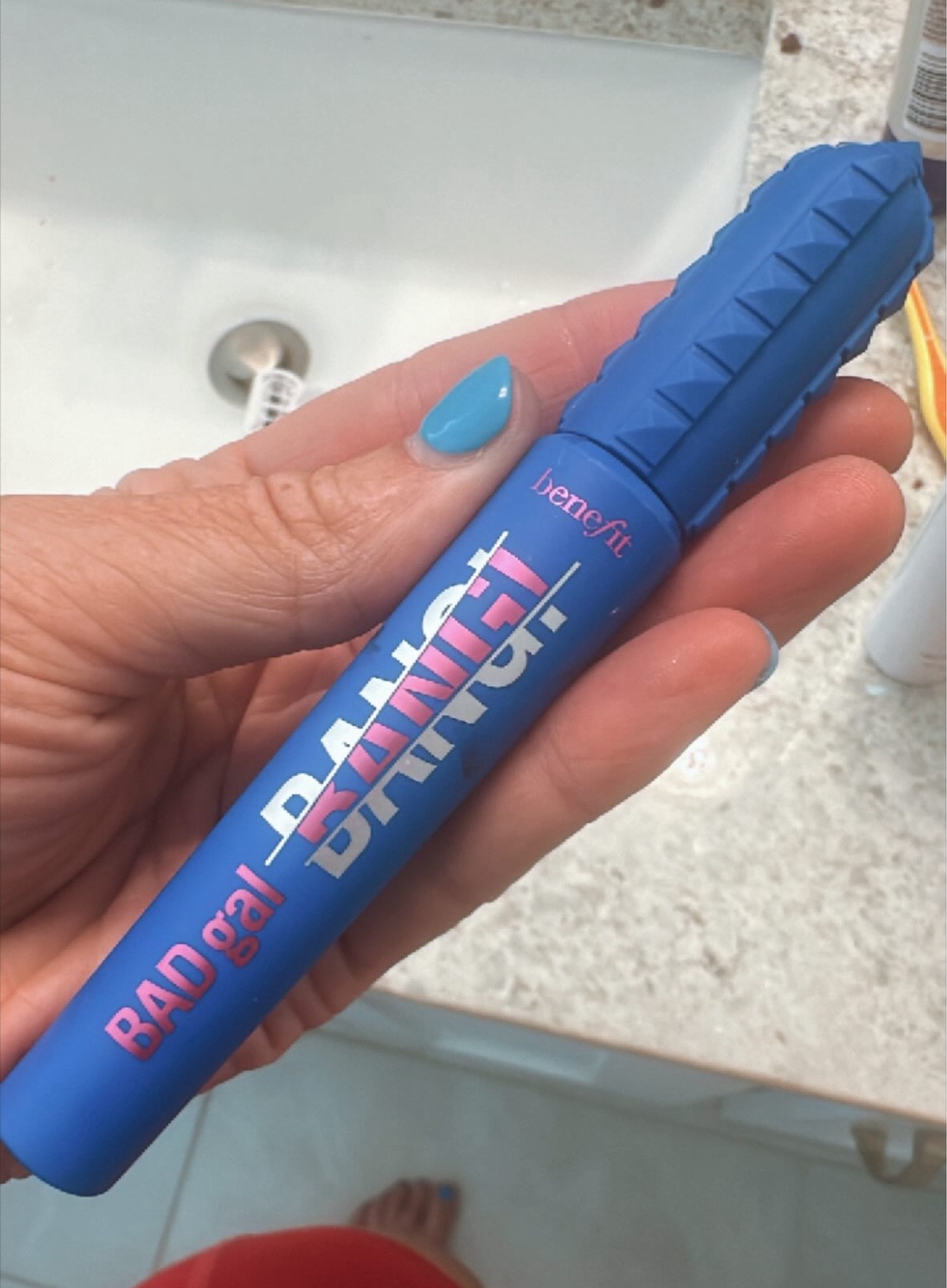 Only retailer I found with free shipping! I’ve had for 3 years & obvi don’t wear it everyday, but it has lasted this long (not clumpy, not dried out) and it is a BEAUTIFUL BLUE color!!! 💙