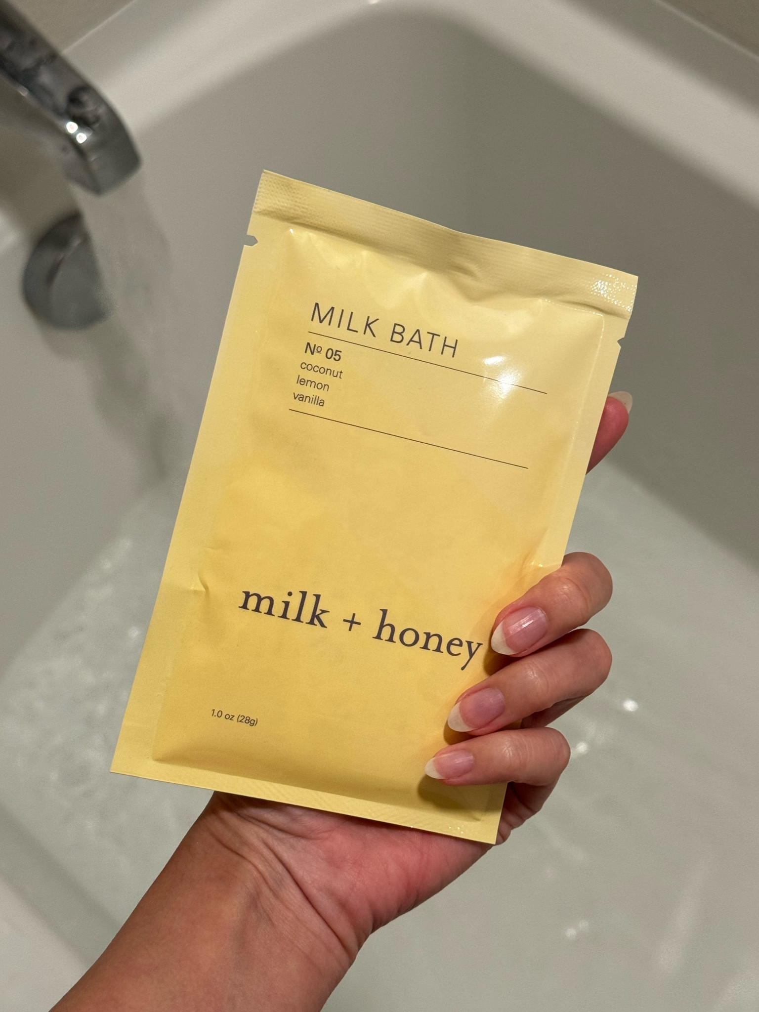 Relaxing and moisturizing bath soak...☁️✨ soothe your stress away, ease your mind and body 💛

#LTKbeauty #LTKhome #LTKfindsunder50