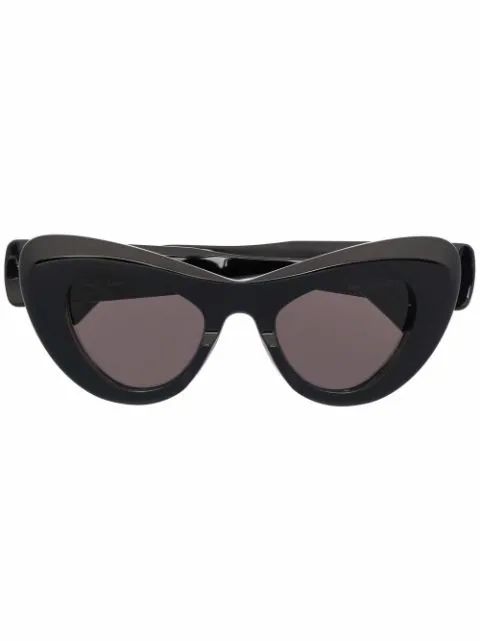 Mega cat-eye sunglasses | Farfetch (US)