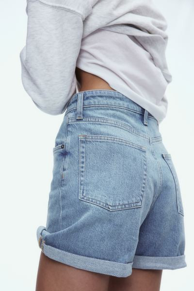 Mom Ultra High Denim shorts | H&M (US + CA)
