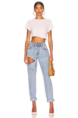 x Hanes Cropped 60's Slim Tee
                    
                    RE/DONE | Revolve Clothing (Global)
