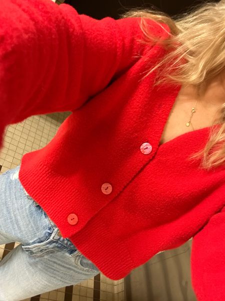 Red sweaters and cardigans ‼️

#LTKfindsunder100 #LTKHolidaySale #LTKSeasonal