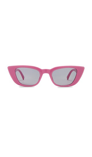 Dream Lover Sunglasses in Rouge Pink & Smoke Tint | Revolve Clothing (Global)