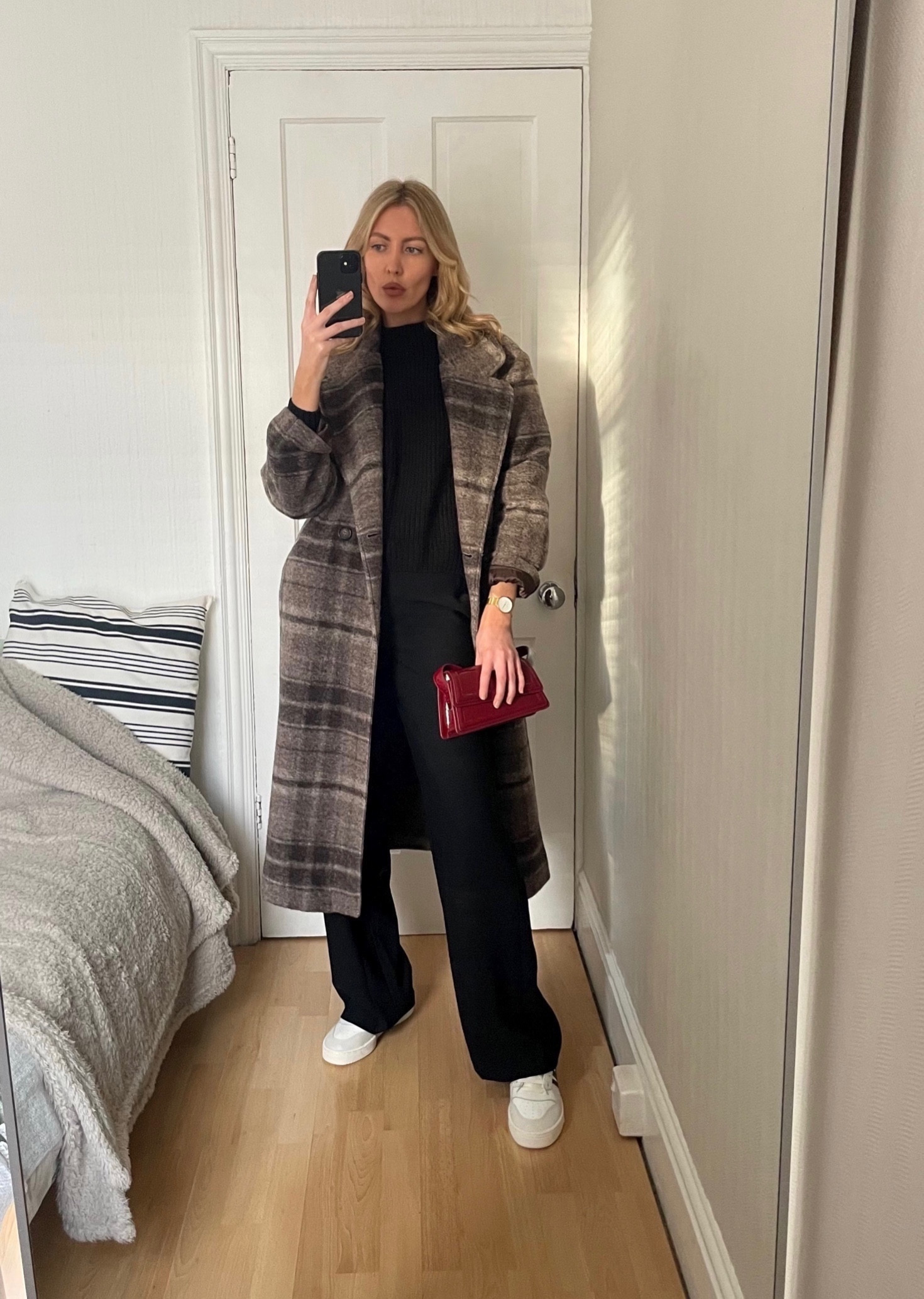 Wearing a size small in this H&M checked coat. A size 6 regular leg in the Sosander black trousers (5’8 for reference) similar jumpers are linked below and my exact trainers and bag are linked 

#LTKSeasonal #LTKeurope #LTKfindsunder100