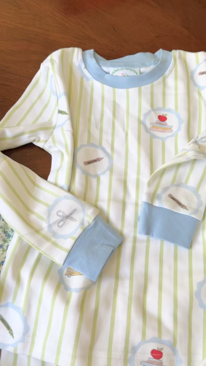 Major warehouse sale right now! Use my code GJK10@LO for additional $10 off!! So many cute pieces on major markdown! I got these cute back to school pjs for my kids and and so excited for them to wear them!



Sale alert
Grace and James kids 
Major sale 
Children’s sale

#LTKSummerSales #LTKKids #LTKFindsUnder50