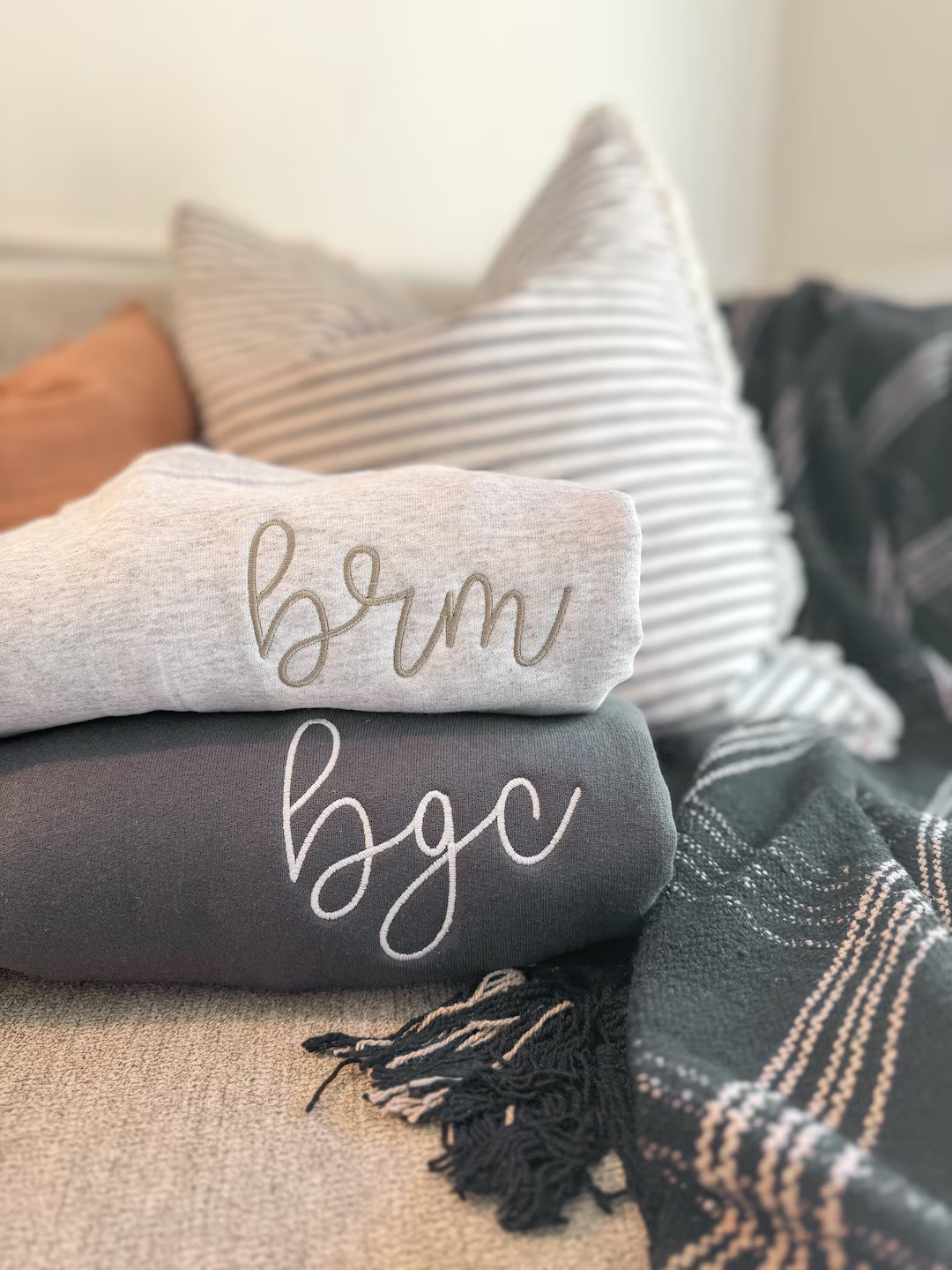 Monogram Sweatshirt Dainty Embroidered Crewneck, Spring Must Have - Etsy | Etsy (US)