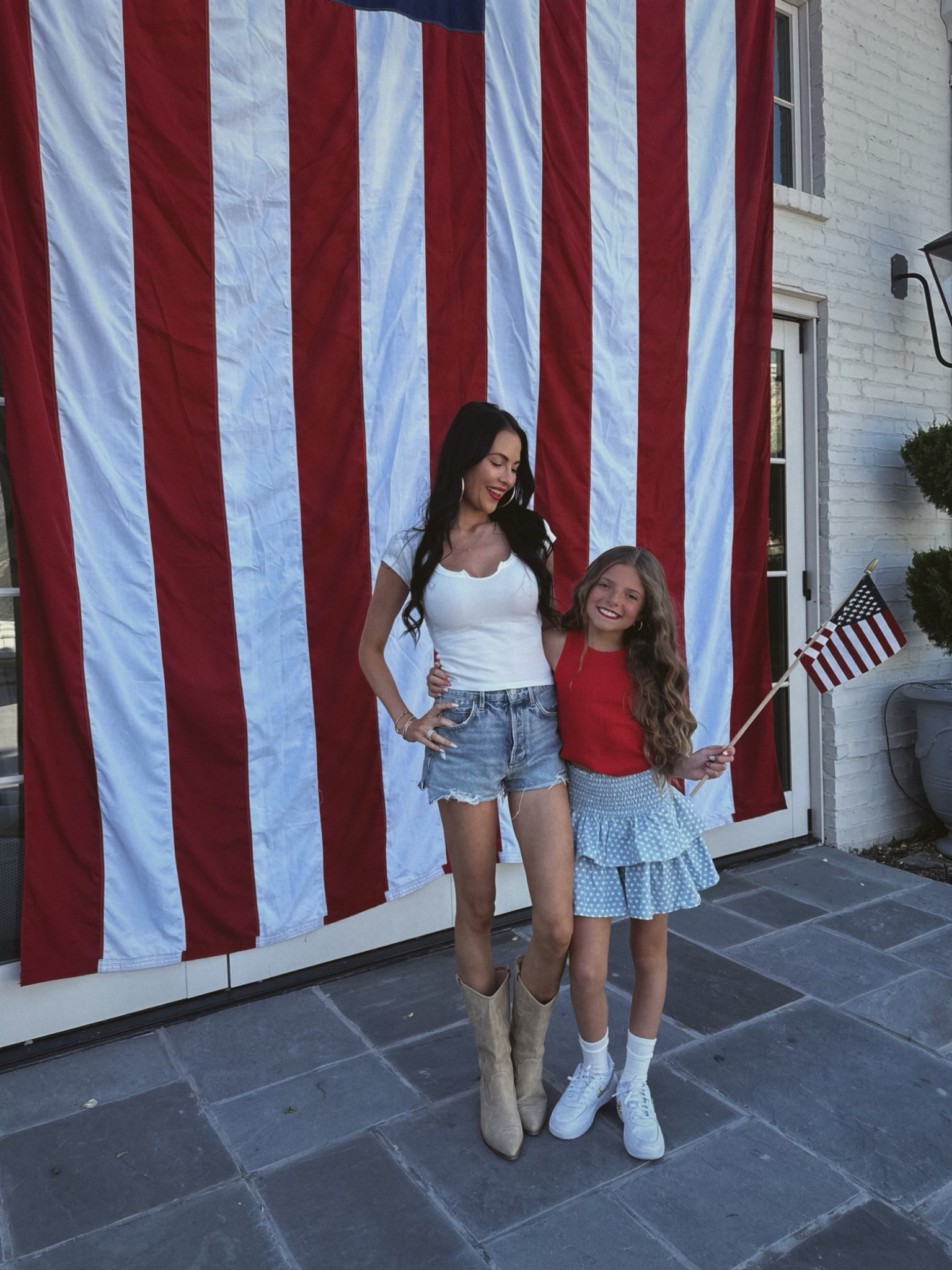 My cowboy boots are on the Nordstrom Anniversary Sale! 👢

#LTKSummerSales #LTKShoeCrush #LTKxNSale