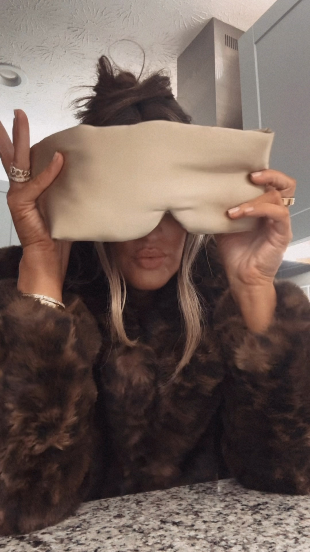 $8 silk pillow eye mask - run, don’t walk!! 

This is a dup3 for a really high end brand 

#LTKdayinmylife #LTKValentine #LTKselfcare