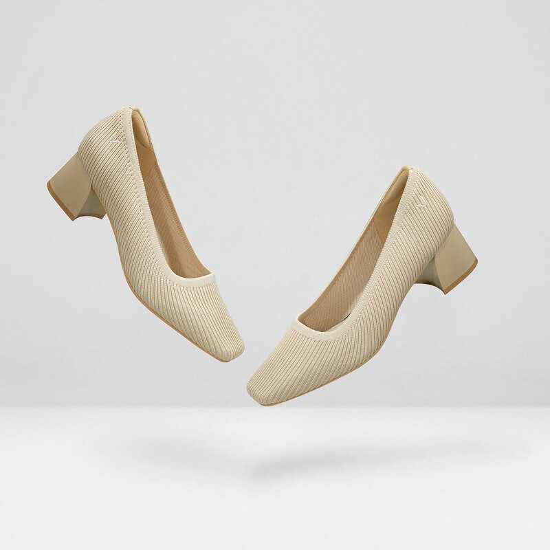 Julie - Running Heels
  
	InStyle price - Limited time | VIVAIA