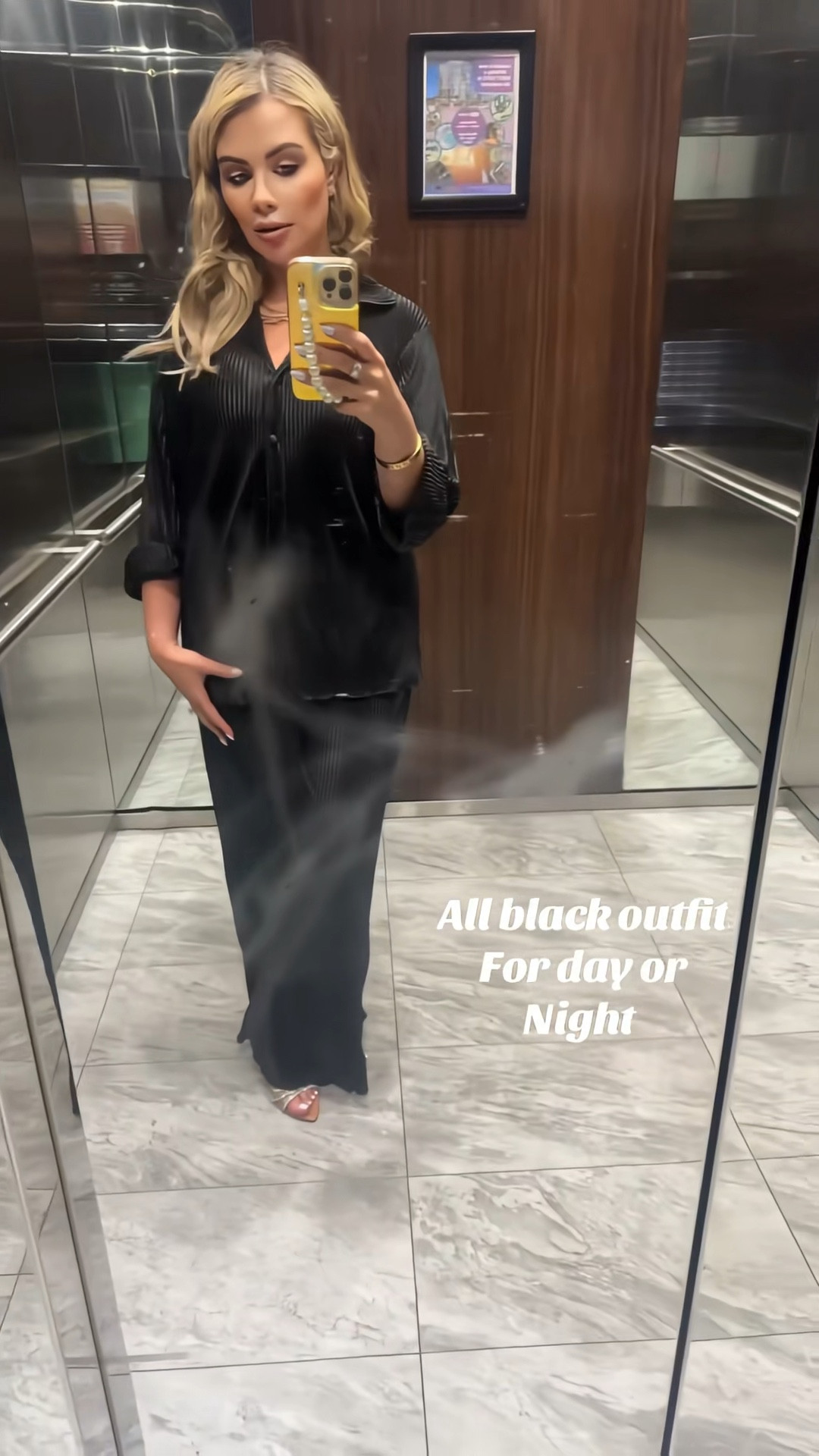 Day and night casual sets that can be worn everywhere #twopieces #workoutfit #casualoutfit

#LTKmomlife #LTKSaleAlert #LTKWorkwear