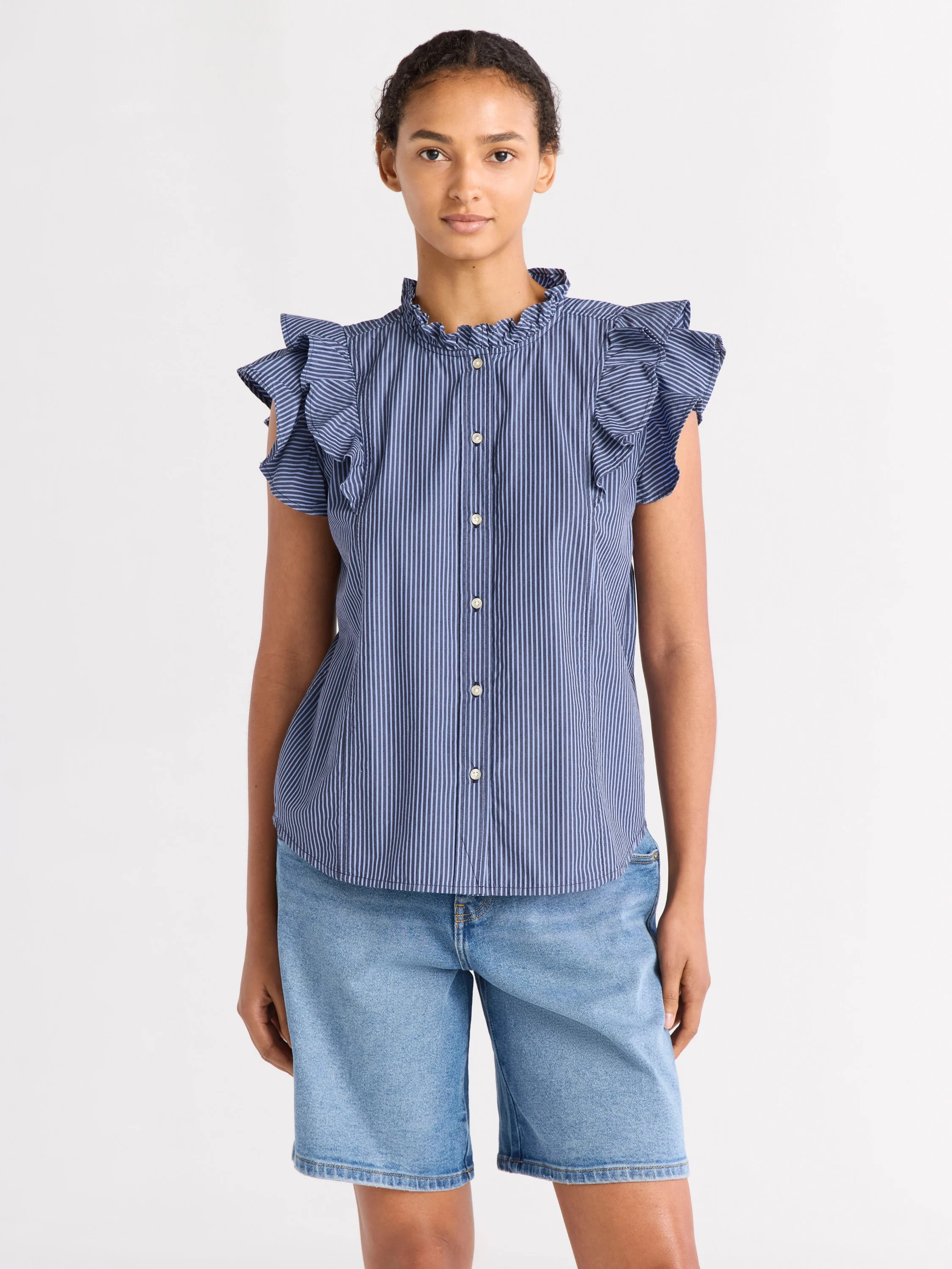 Free Assembly Women's and Women's Plus Size Button Front Ruffle Shirt, Sizes XS-4X | Walmart (US)